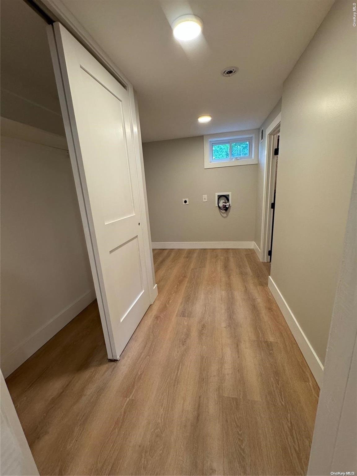 Single Family Gardiner  Suffolk County, NY 11937, MLS-L3572948-13