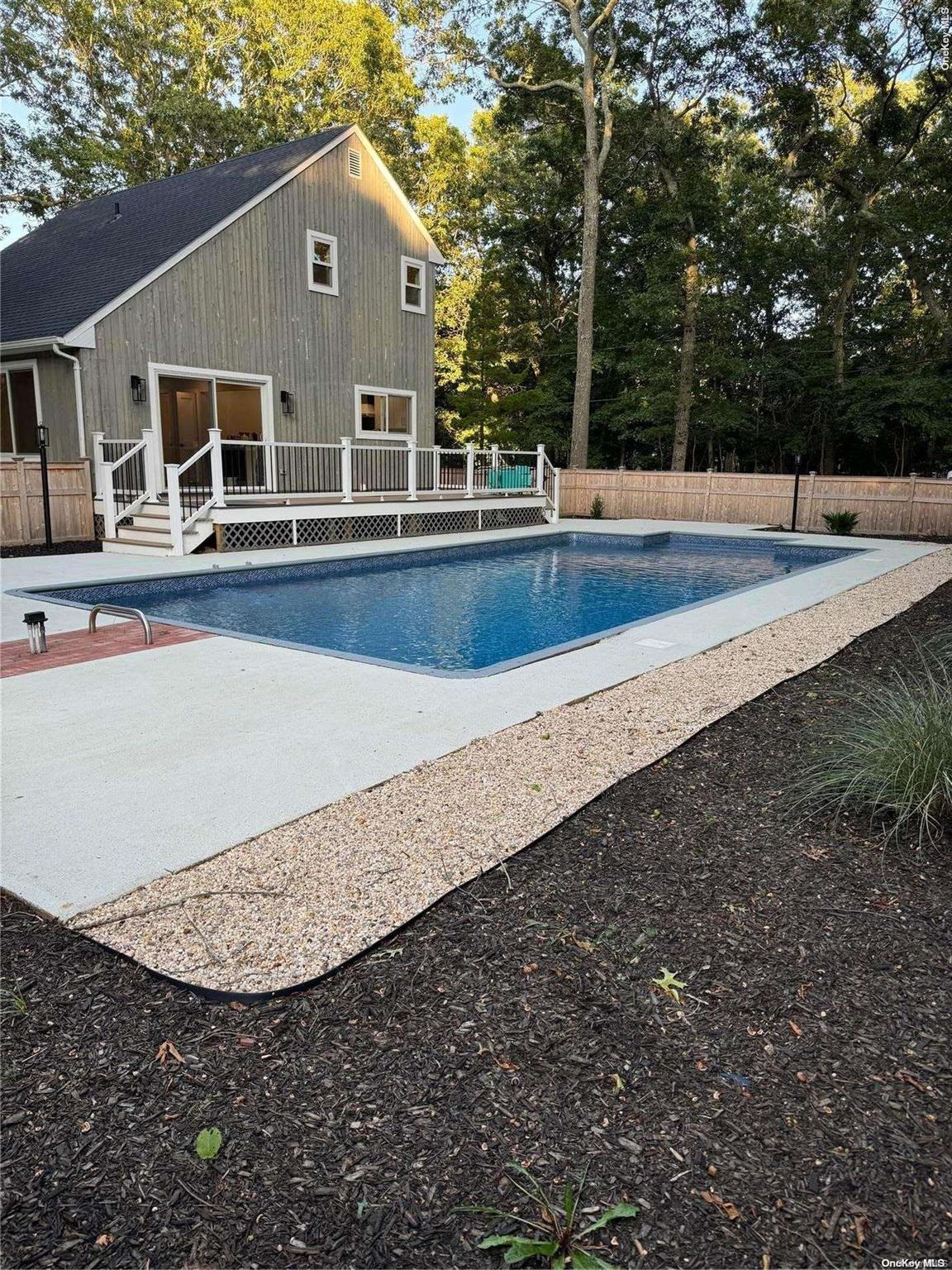 Single Family Gardiner  Suffolk County, NY 11937, MLS-L3572948-19