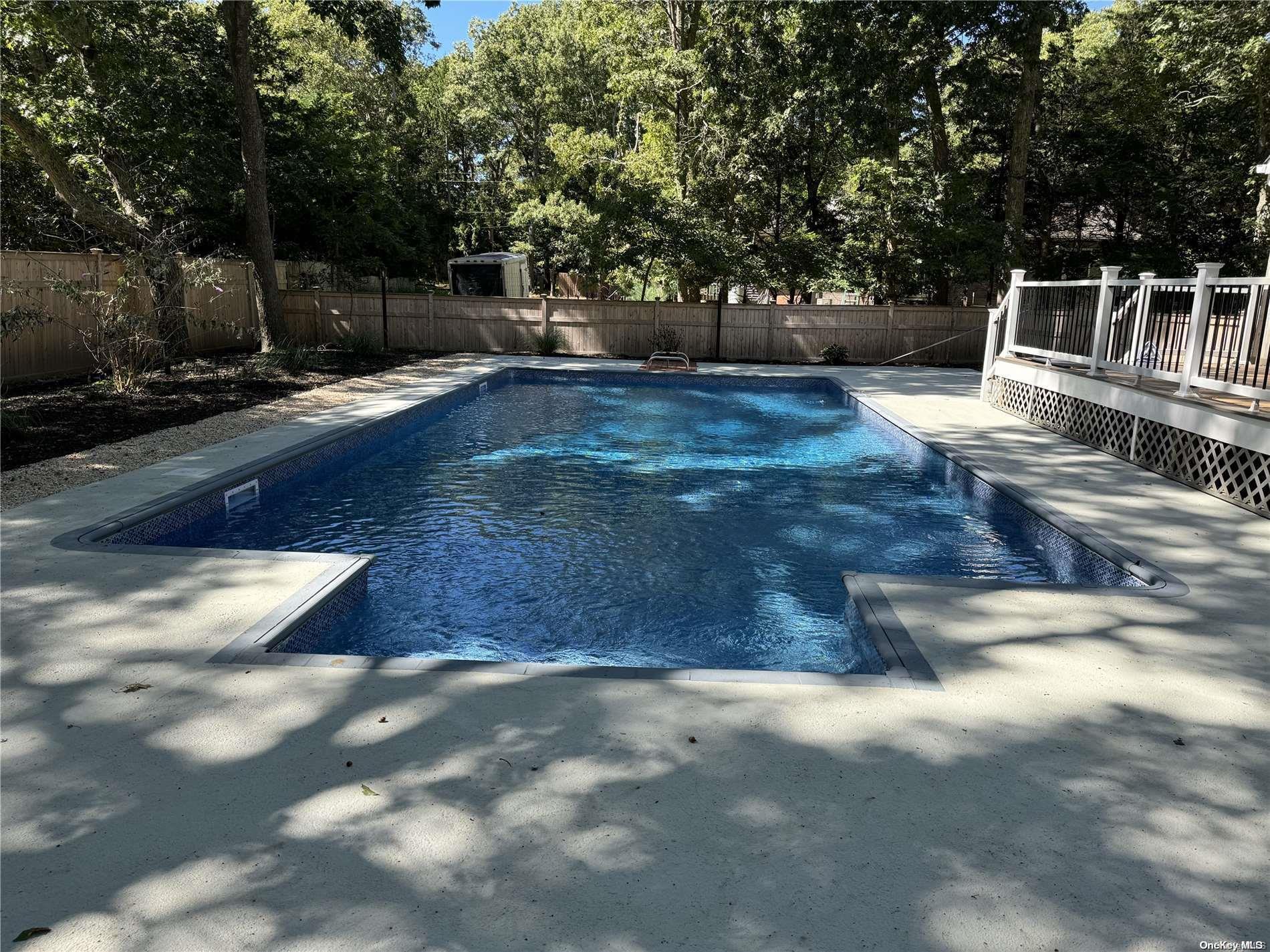 Single Family Gardiner  Suffolk County, NY 11937, MLS-L3572948-20