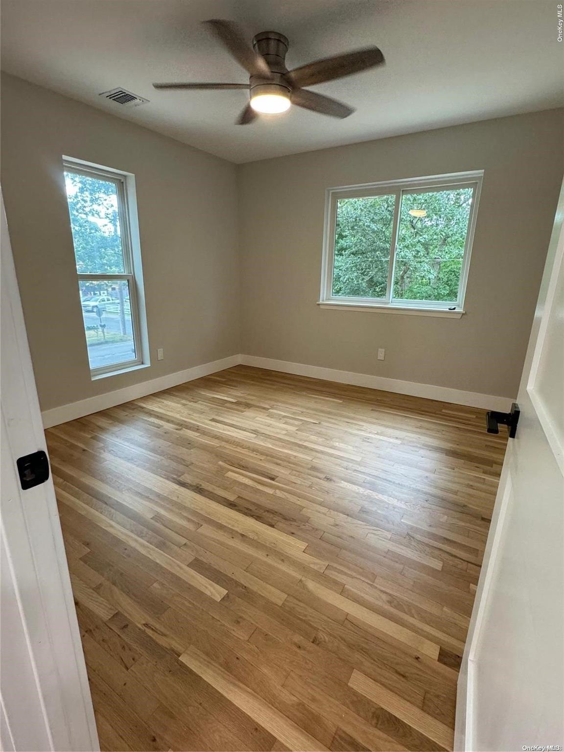 Single Family Gardiner  Suffolk County, NY 11937, MLS-L3572948-7