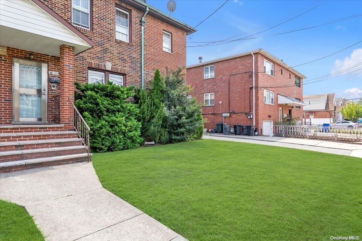 Single Family 149th  Queens, NY 11357, MLS-L3573053-2
