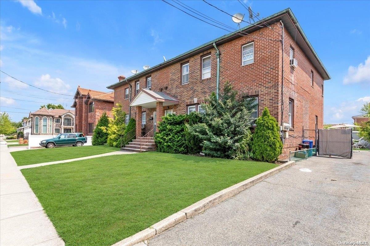 Single Family 149th  Queens, NY 11357, MLS-L3573053-3