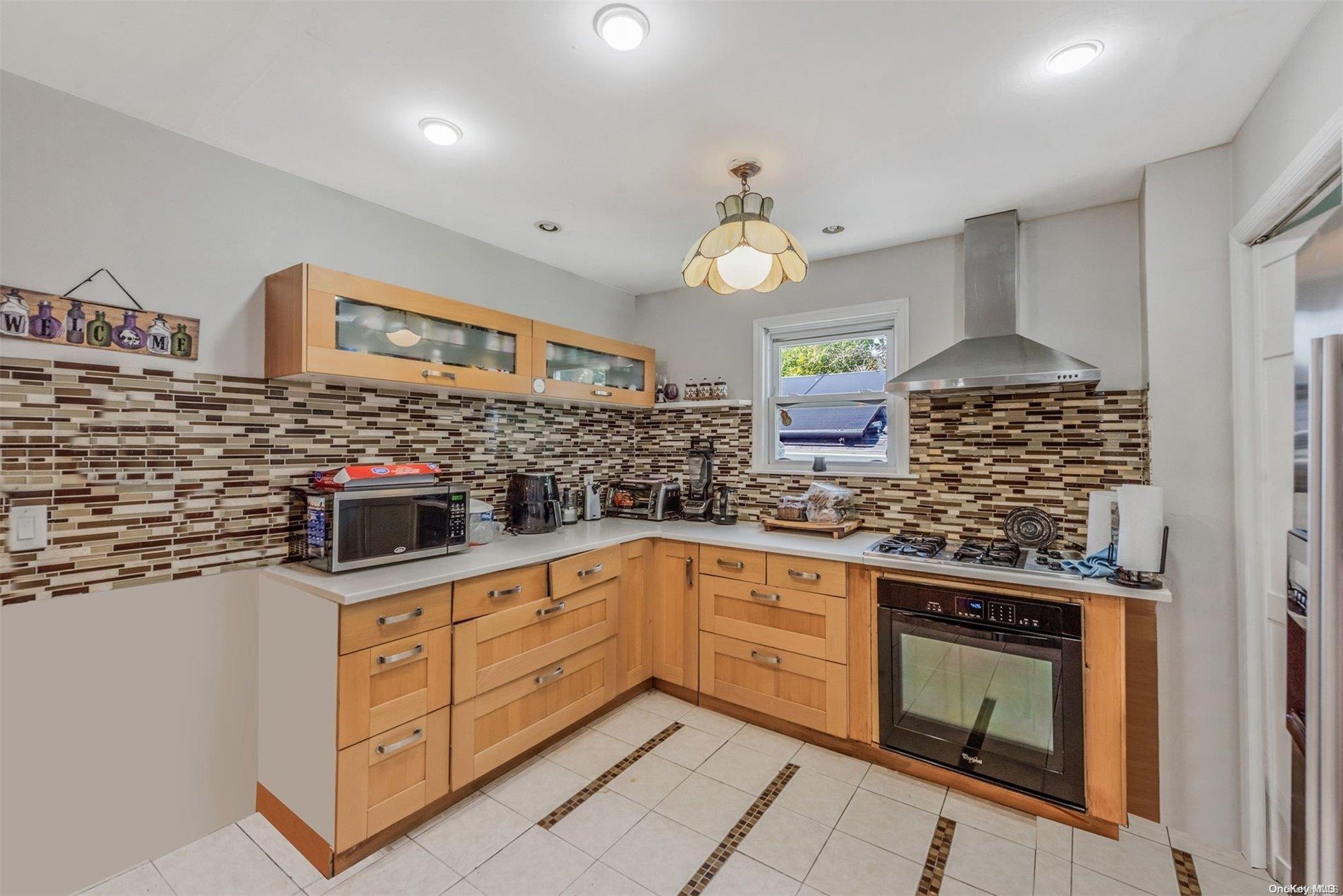 Single Family Roosevelt  Nassau County, NY 11581, MLS-L3573658-11