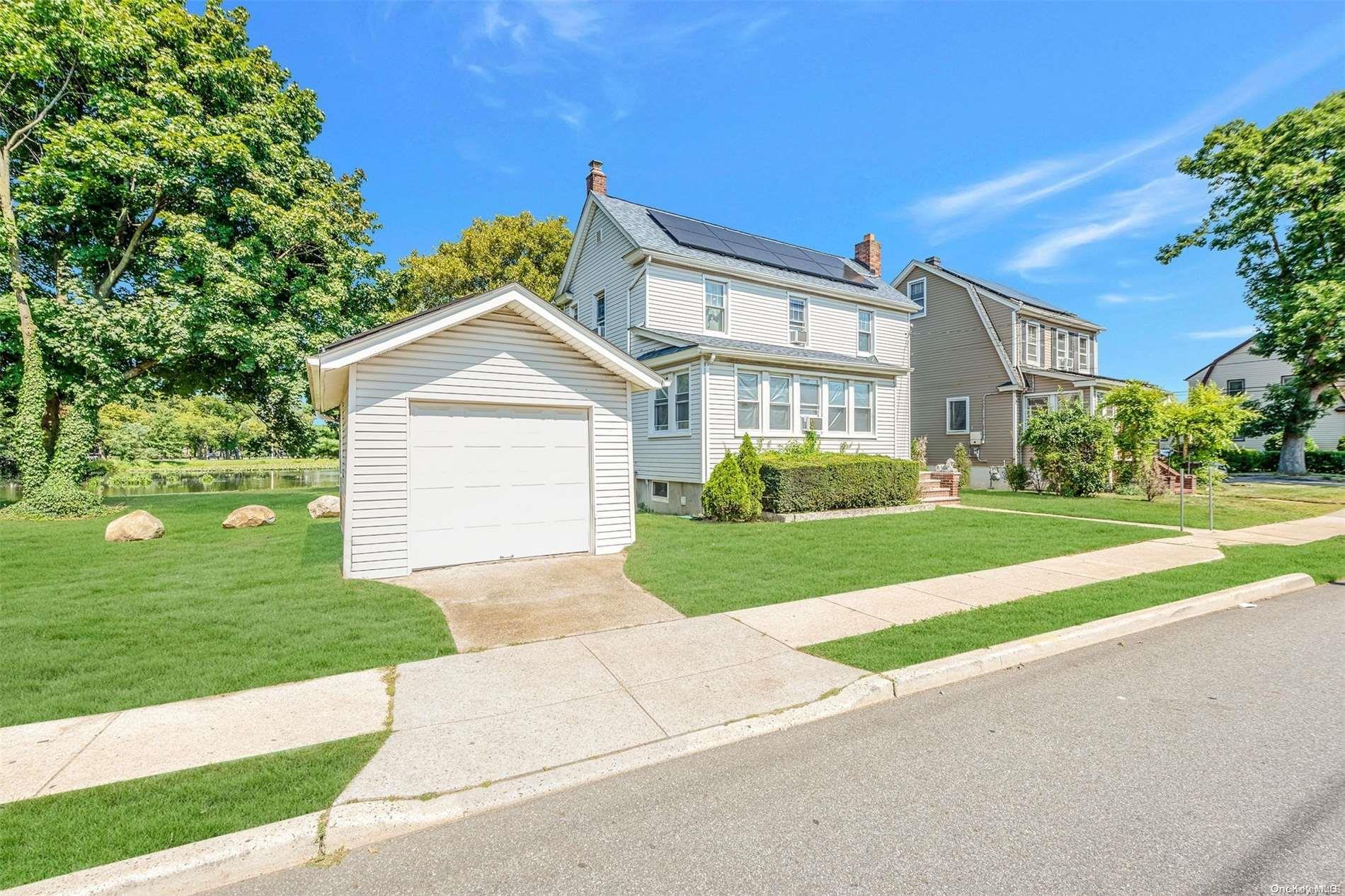 Single Family Roosevelt  Nassau County, NY 11581, MLS-L3573658-2