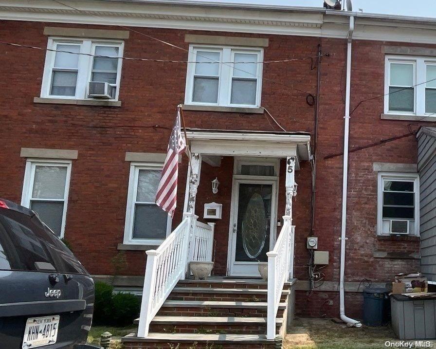 Single Family Columbia  Nassau County, NY 11735, MLS-L3573782-3