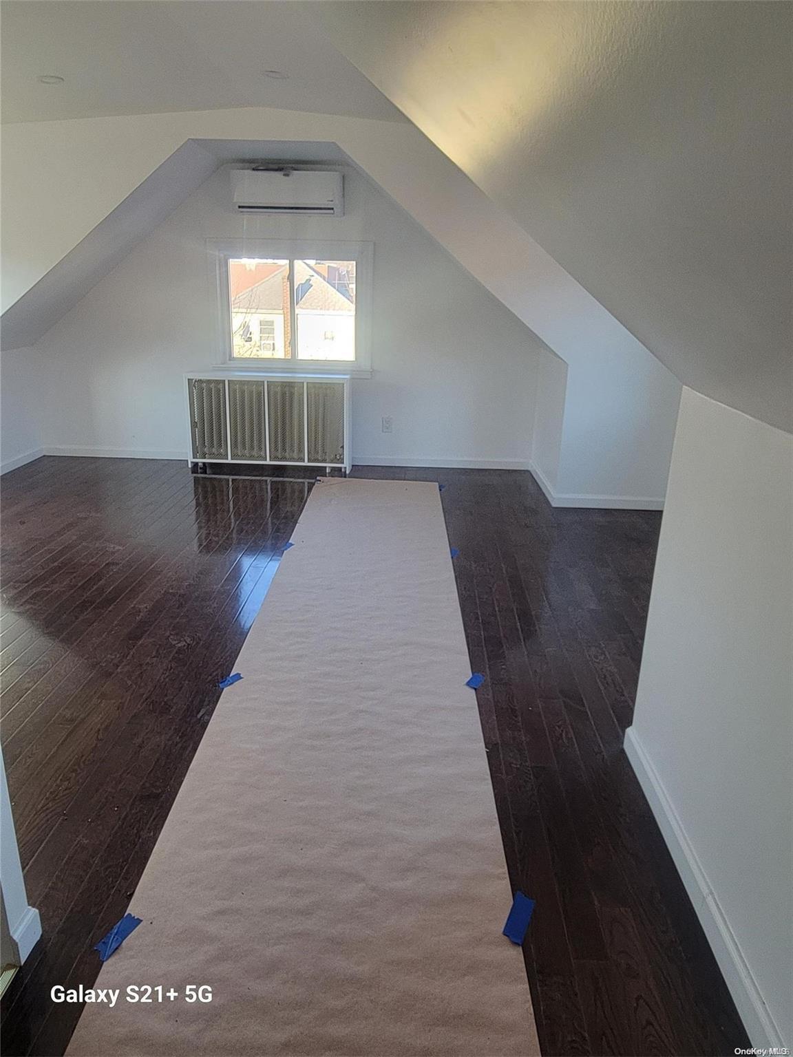 Single Family 224th  Queens, NY 11413, MLS-L3573785-6
