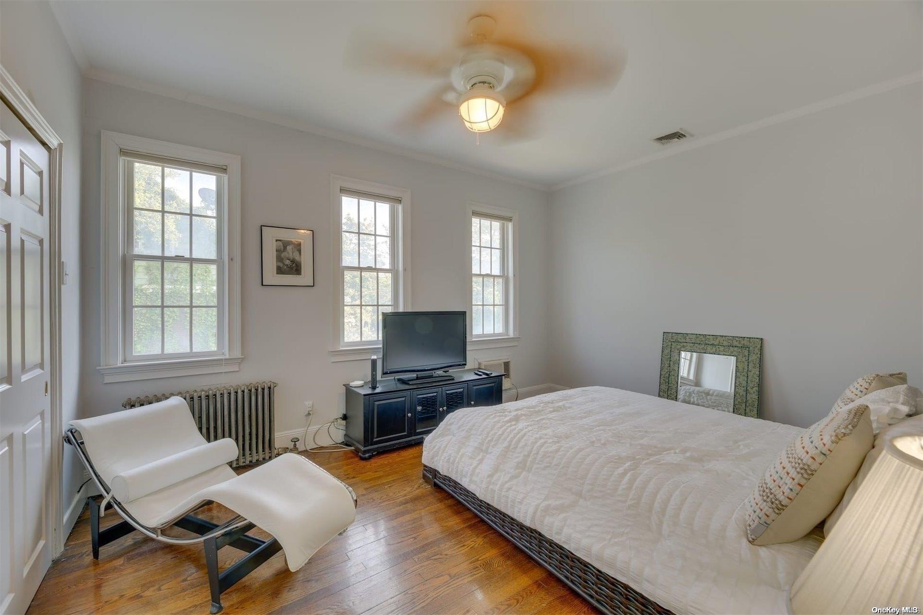 Single Family Roosevelt  Nassau County, NY 11561, MLS-L3574202-16