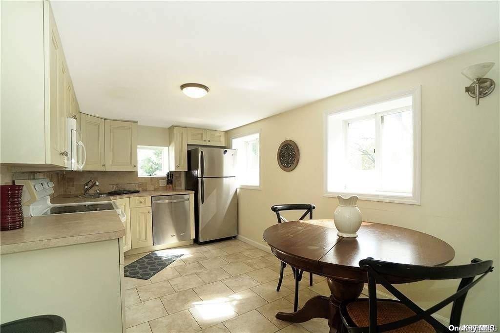Single Family Roosevelt  Nassau County, NY 11561, MLS-L3574202-22