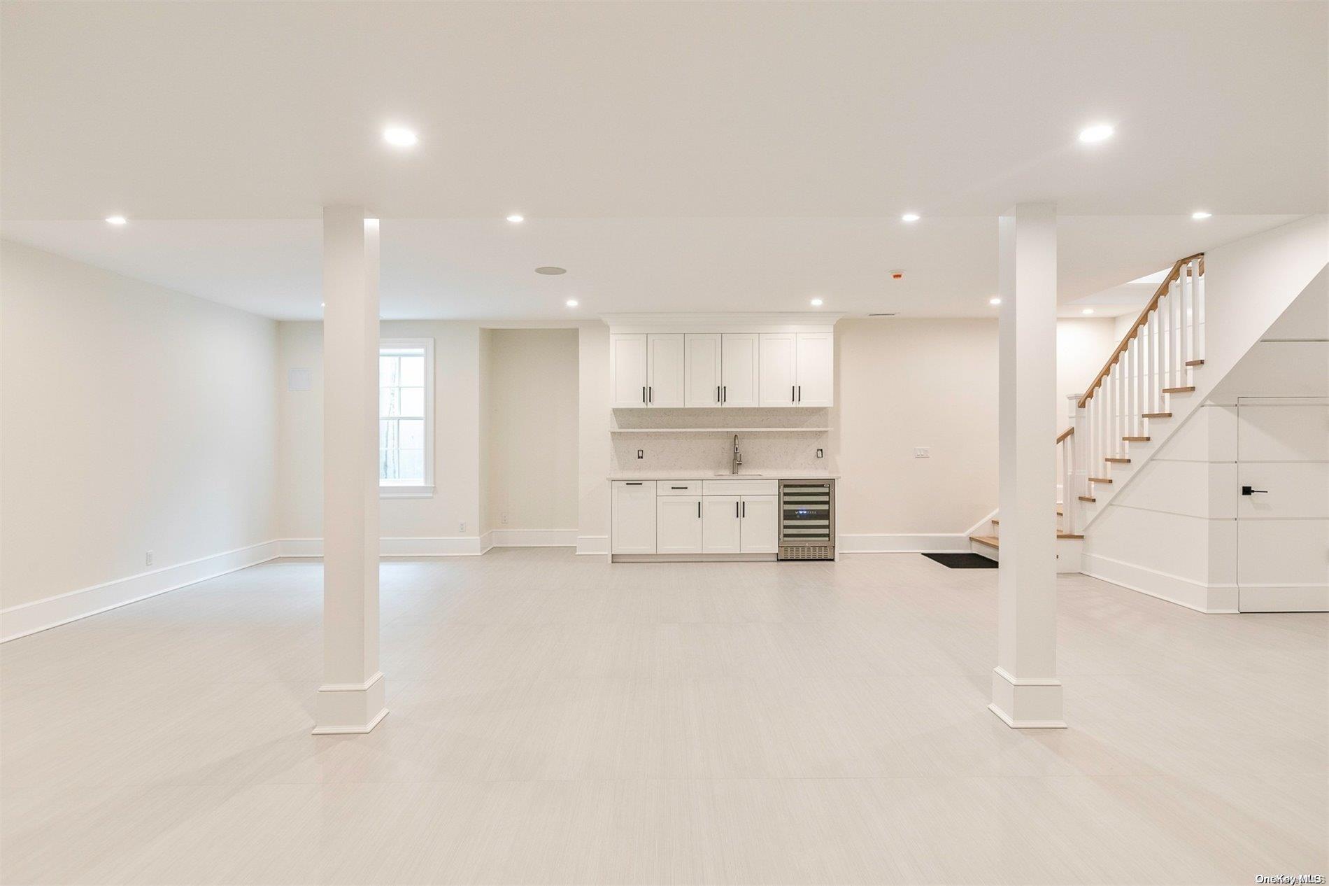 Single Family Peters  Suffolk County, NY 11978, MLS-L3574395-29