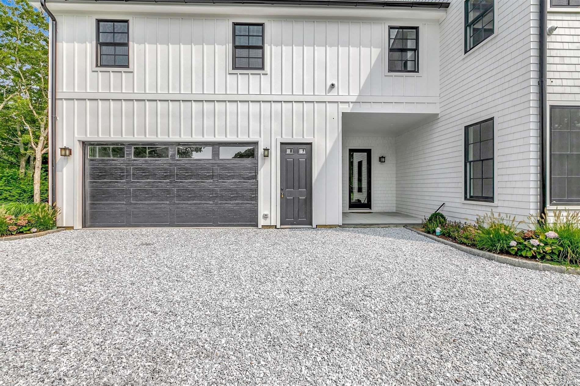 Single Family Peters  Suffolk County, NY 11978, MLS-L3574395-5