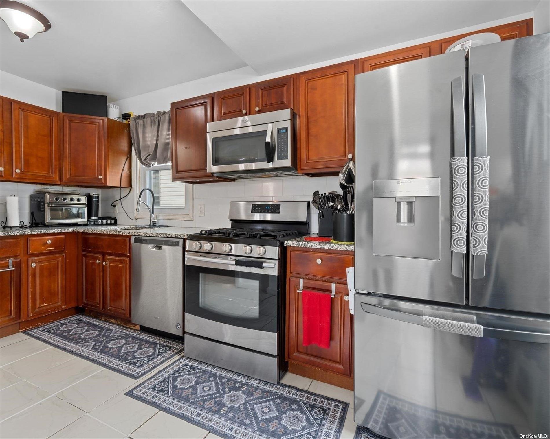 Single Family 203  Queens, NY 11412, MLS-L3574504-4