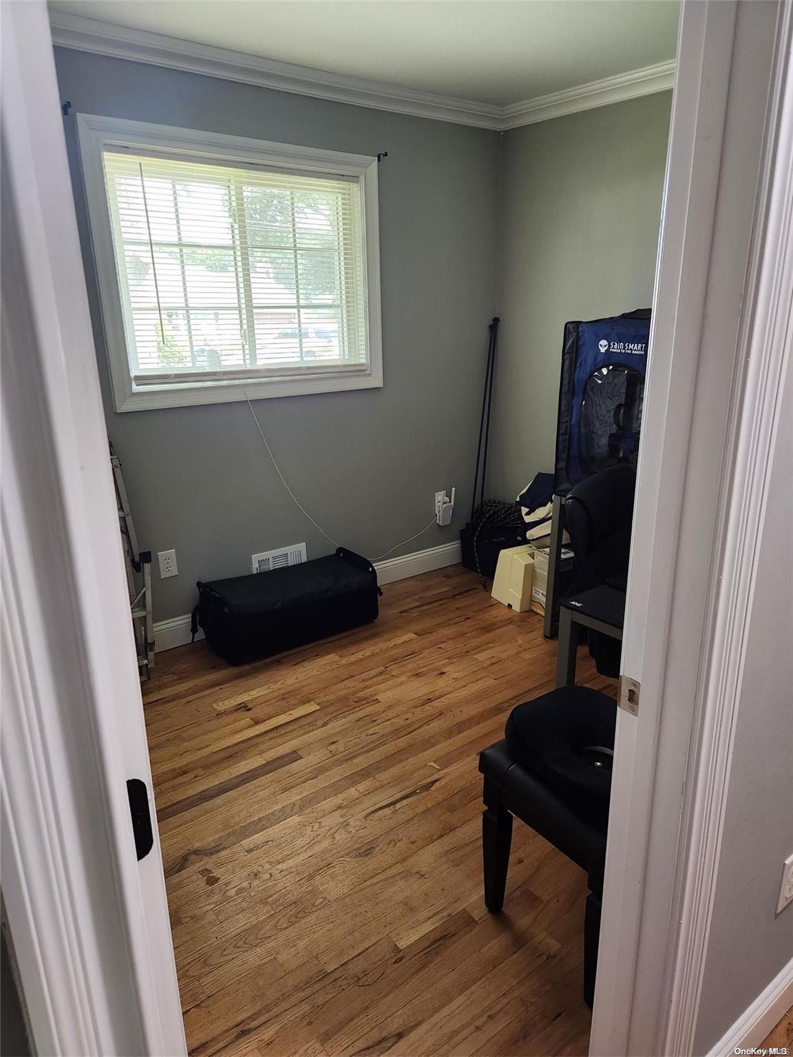 Single Family Codman  Suffolk County, NY 11717, MLS-L3574854-13