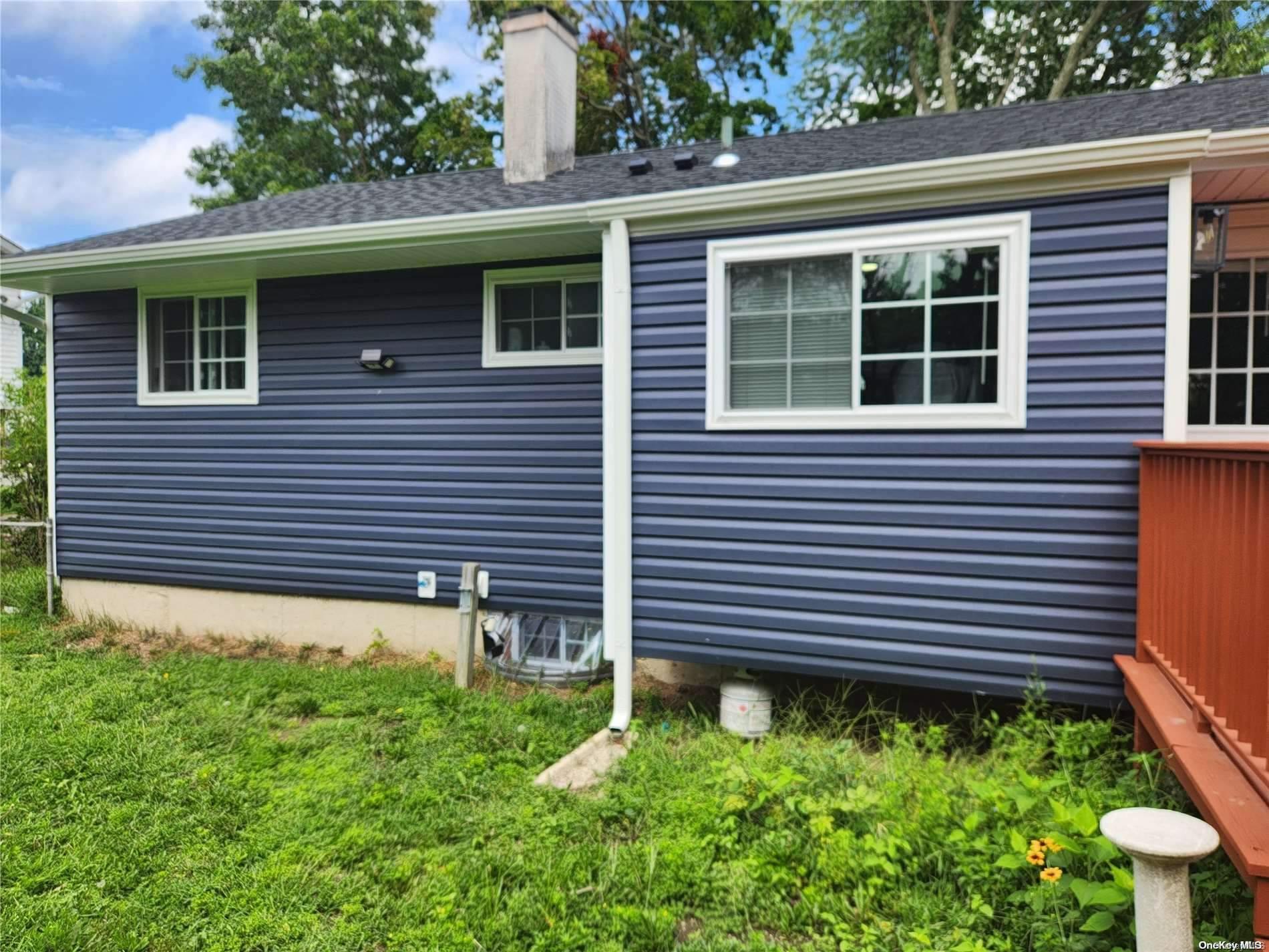 Single Family Codman  Suffolk County, NY 11717, MLS-L3574854-19