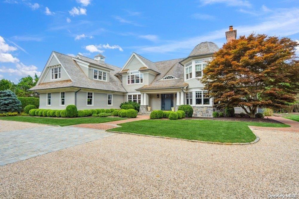 Single Family in Southampton - Cedar Lane  Suffolk County, NY 11960