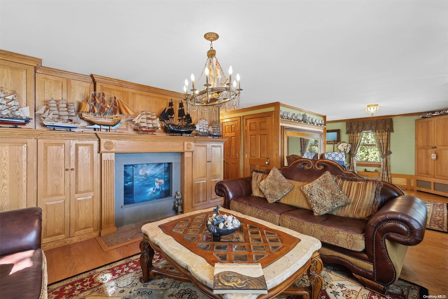 Single Family Redwood  Suffolk County, NY 11963, MLS-L3575173-12