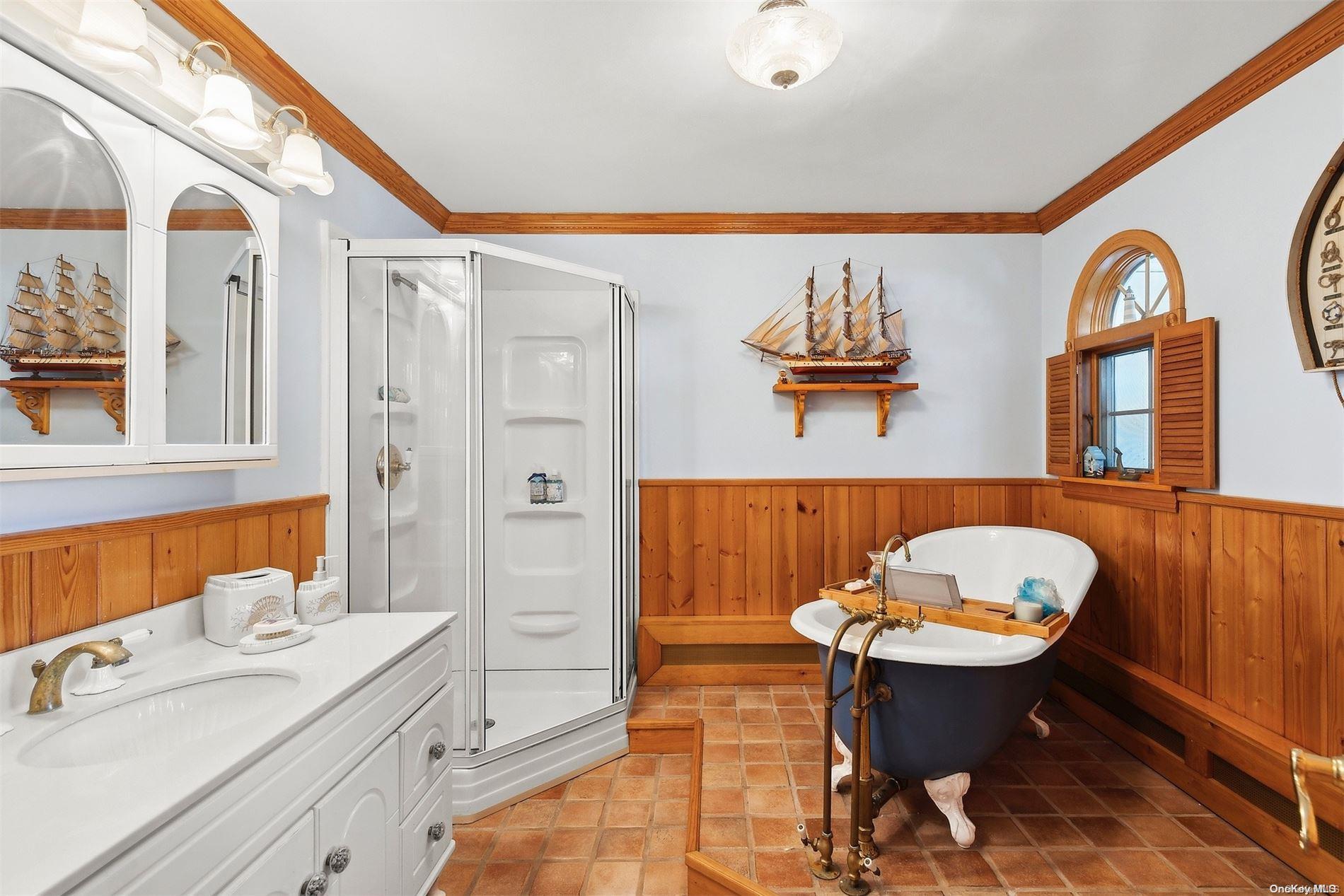 Single Family Redwood  Suffolk County, NY 11963, MLS-L3575173-14