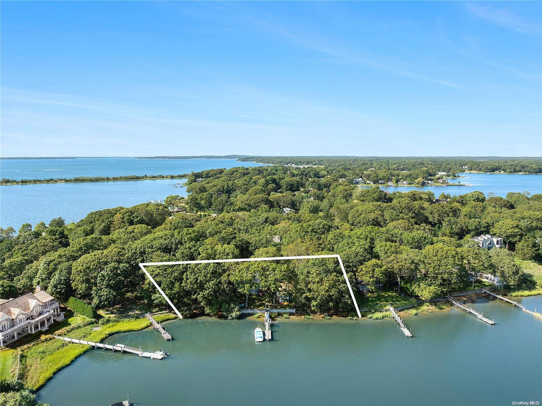 Single Family Redwood  Suffolk County, NY 11963, MLS-L3575173-2
