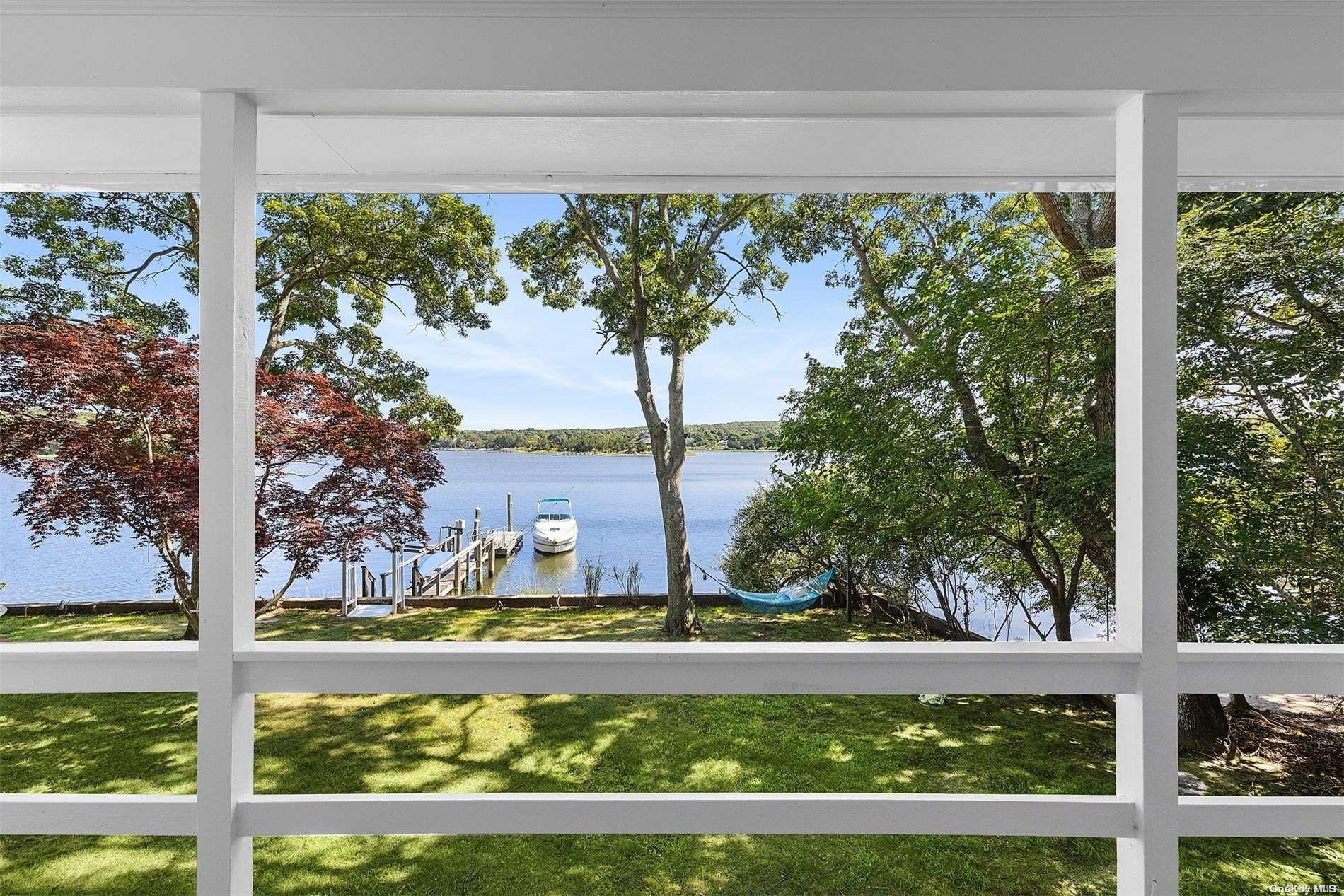 Single Family Redwood  Suffolk County, NY 11963, MLS-L3575173-24