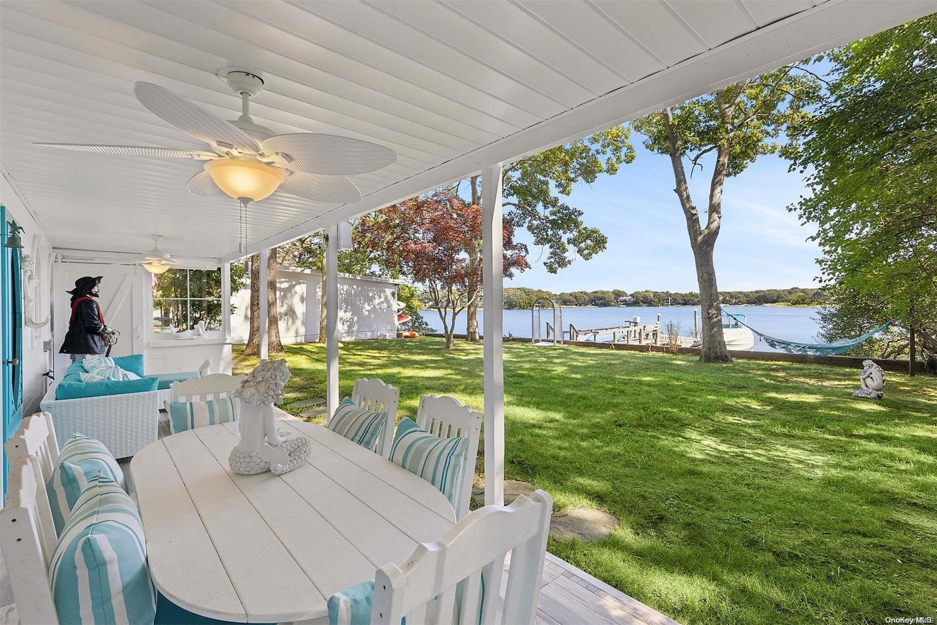 Single Family Redwood  Suffolk County, NY 11963, MLS-L3575173-25
