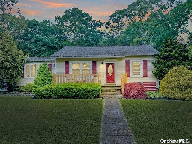 Single Family Babylon  Suffolk County, NY 11950, MLS-L3575319-3