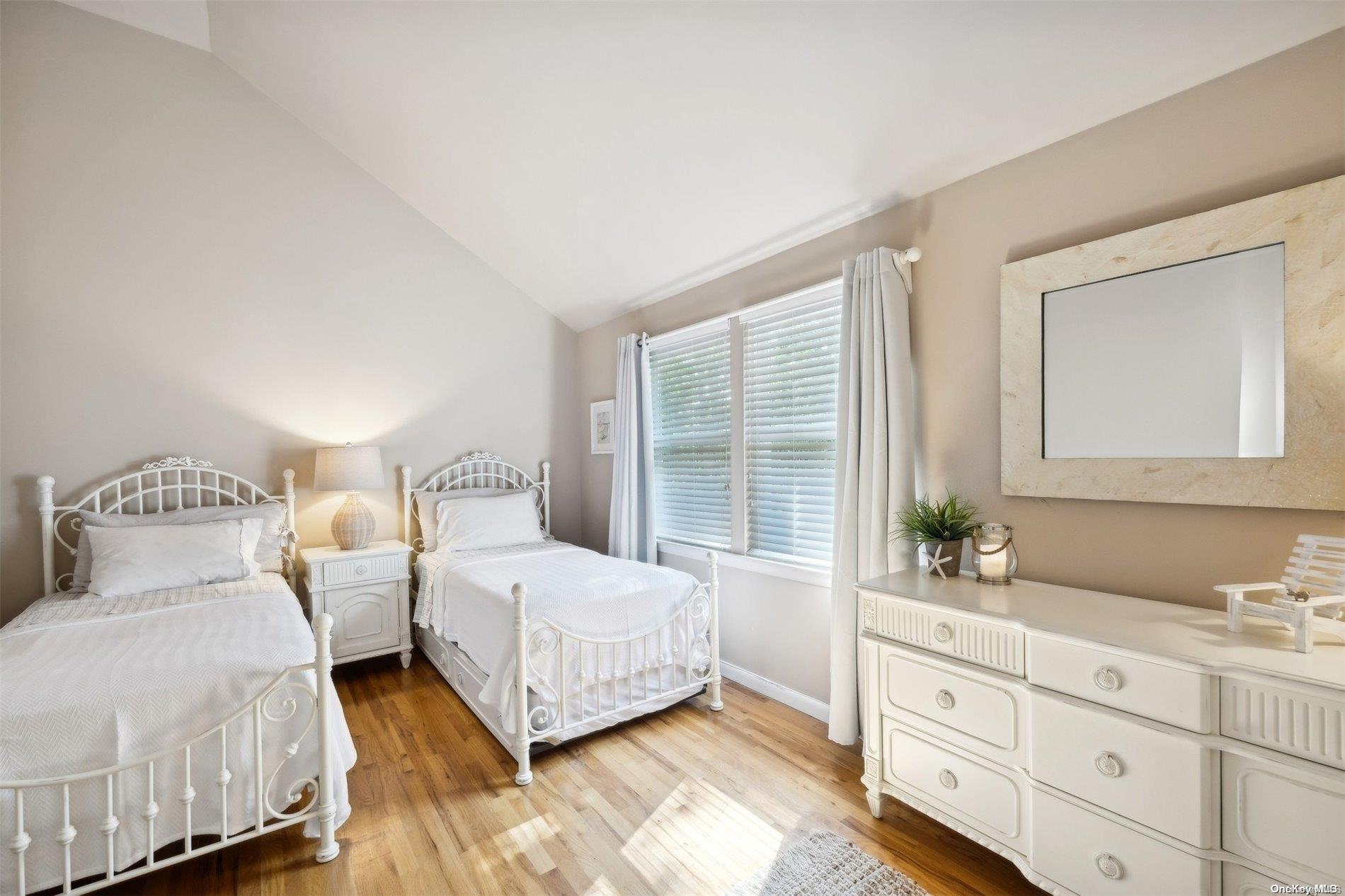 Single Family Fox Hunt  Suffolk County, NY 11930, MLS-L3575392-16