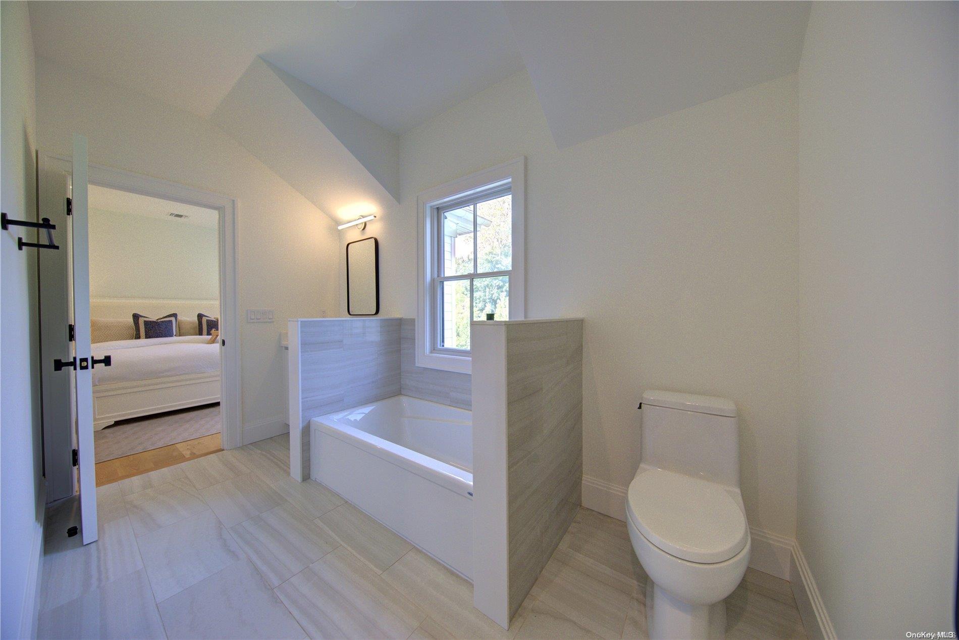 Single Family Newtown  Suffolk County, NY 11937, MLS-L3575395-23