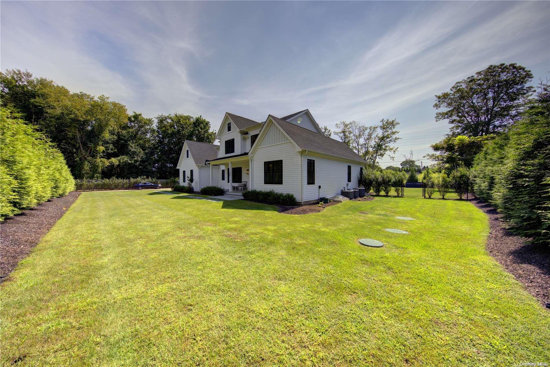 Single Family Newtown  Suffolk County, NY 11937, MLS-L3575395-35