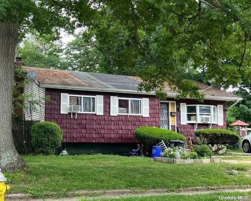Single Family State  Suffolk County, NY 11798, MLS-L3575399-2
