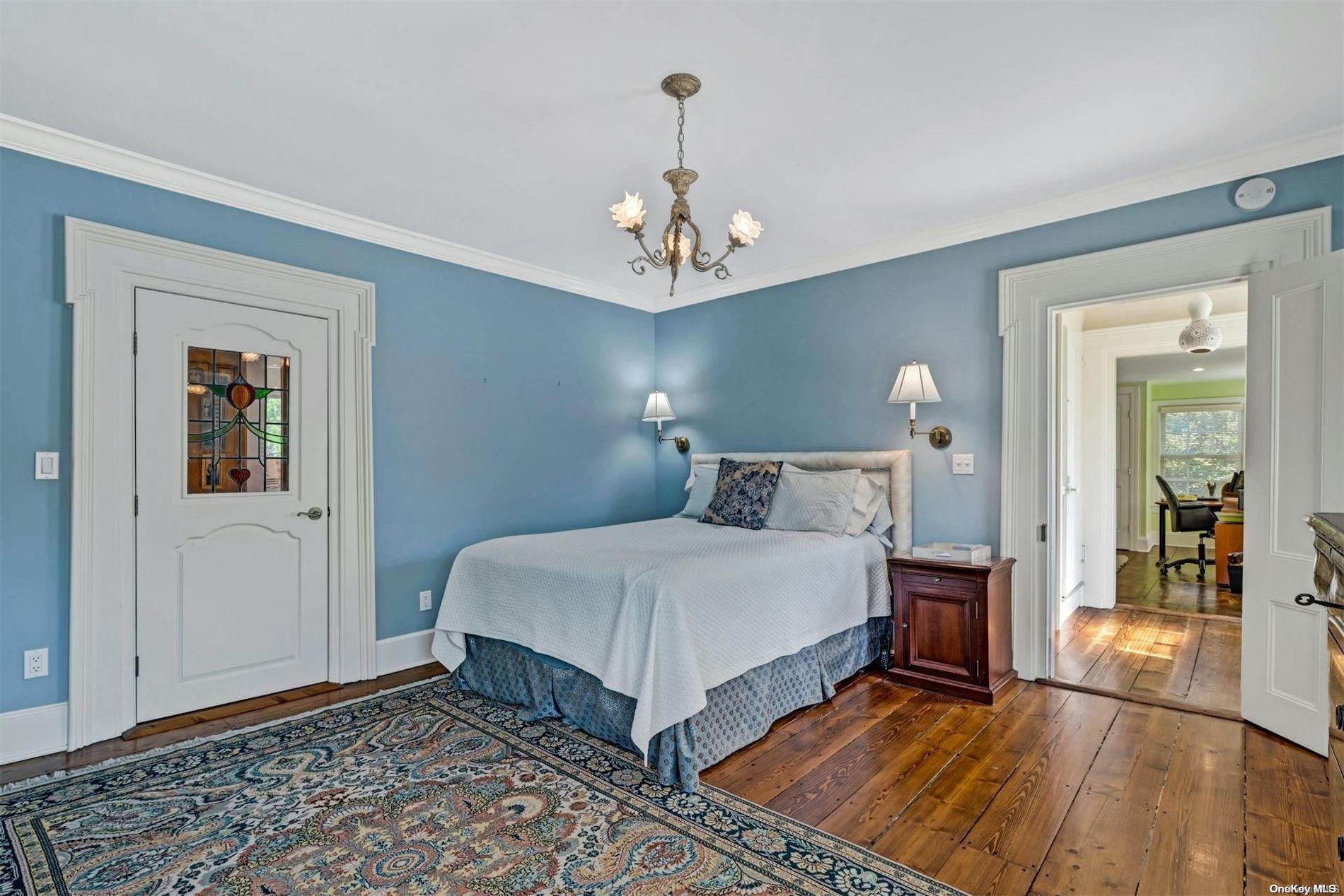 Single Family Main  Suffolk County, NY 11952, MLS-L3575647-19