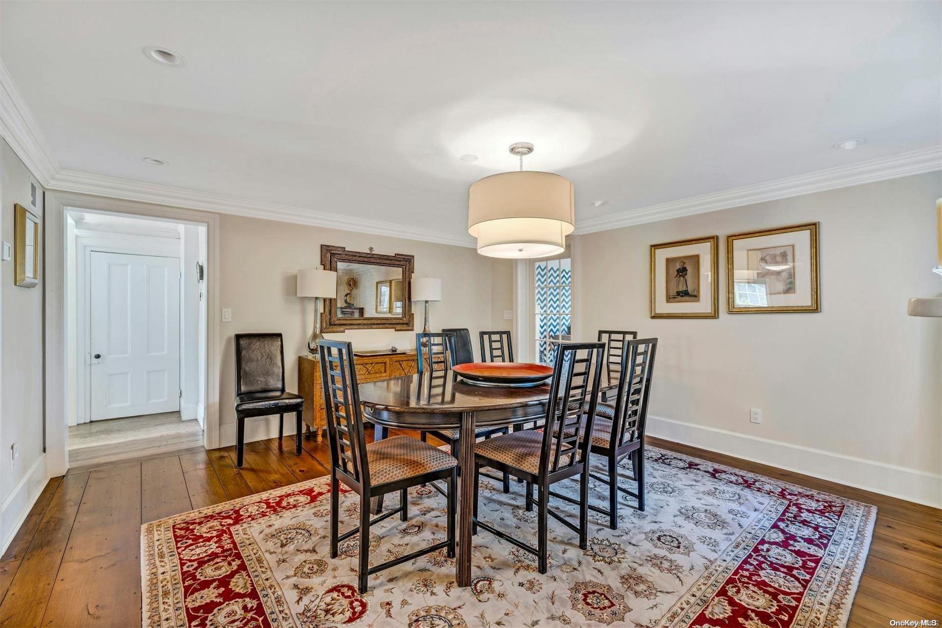 Single Family Main  Suffolk County, NY 11952, MLS-L3575647-9