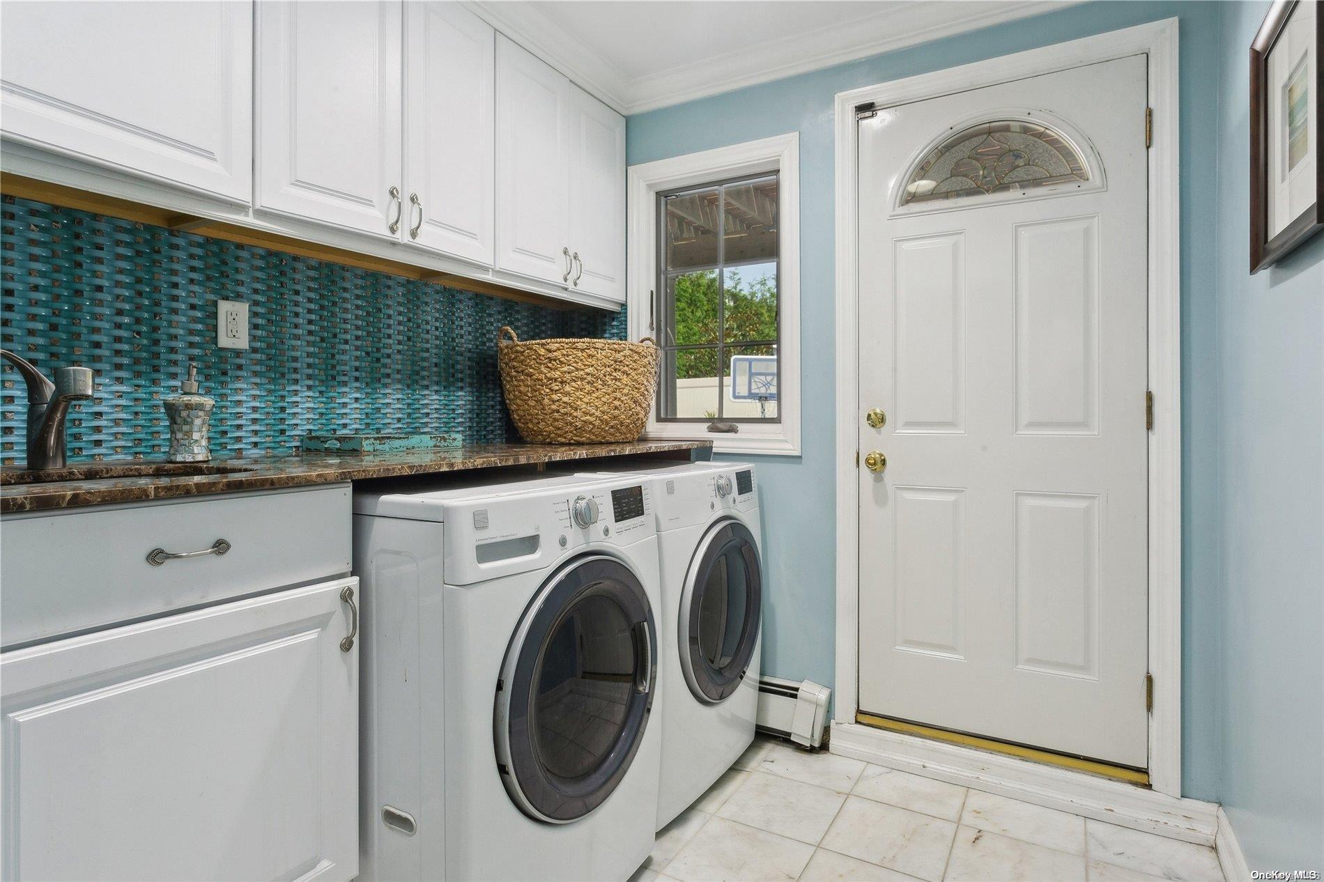 Single Family Park St  Nassau County, NY 11509, MLS-L3575821-31