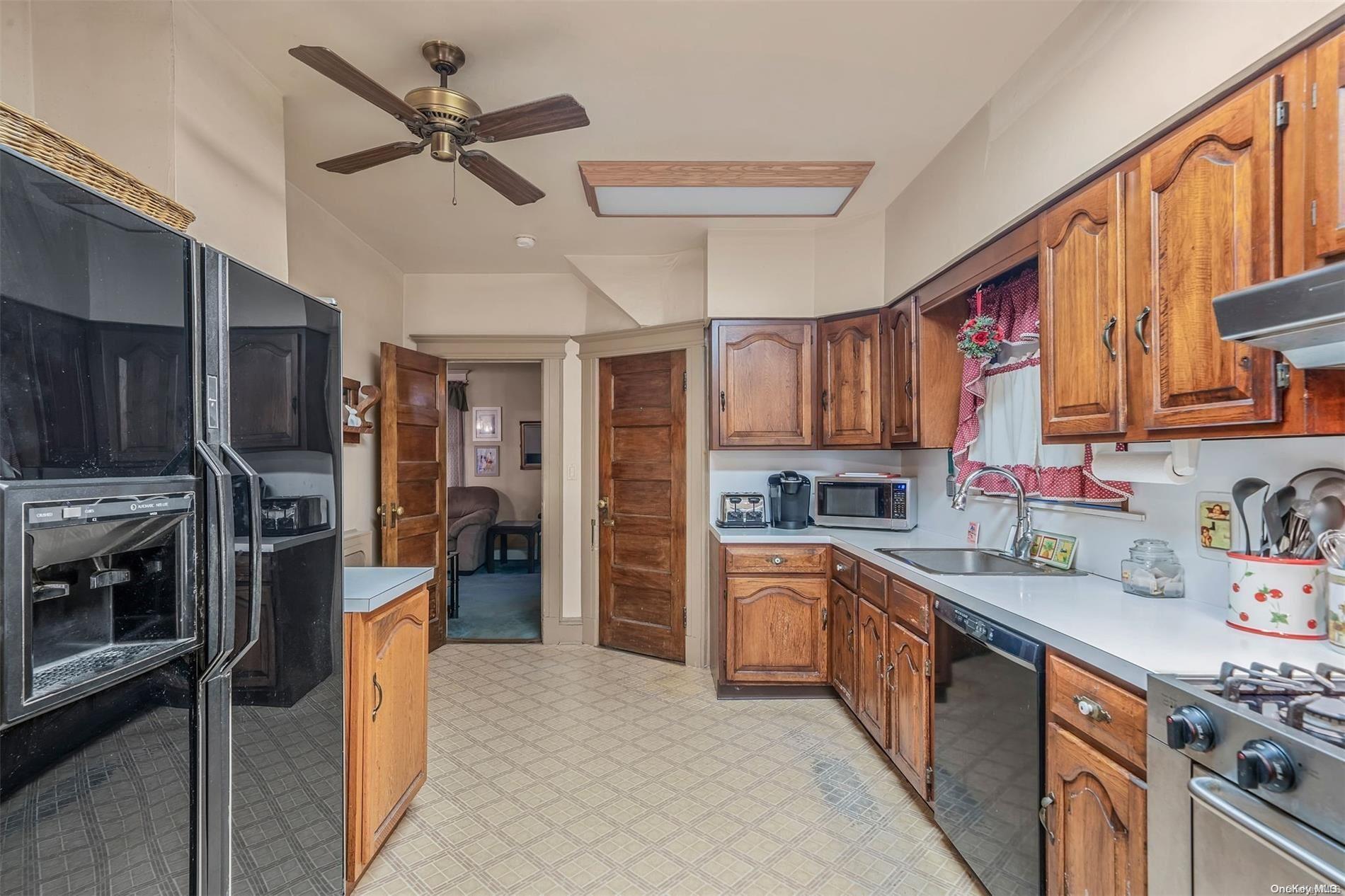 Single Family Earle  Nassau County, NY 11563, MLS-L3575839-6