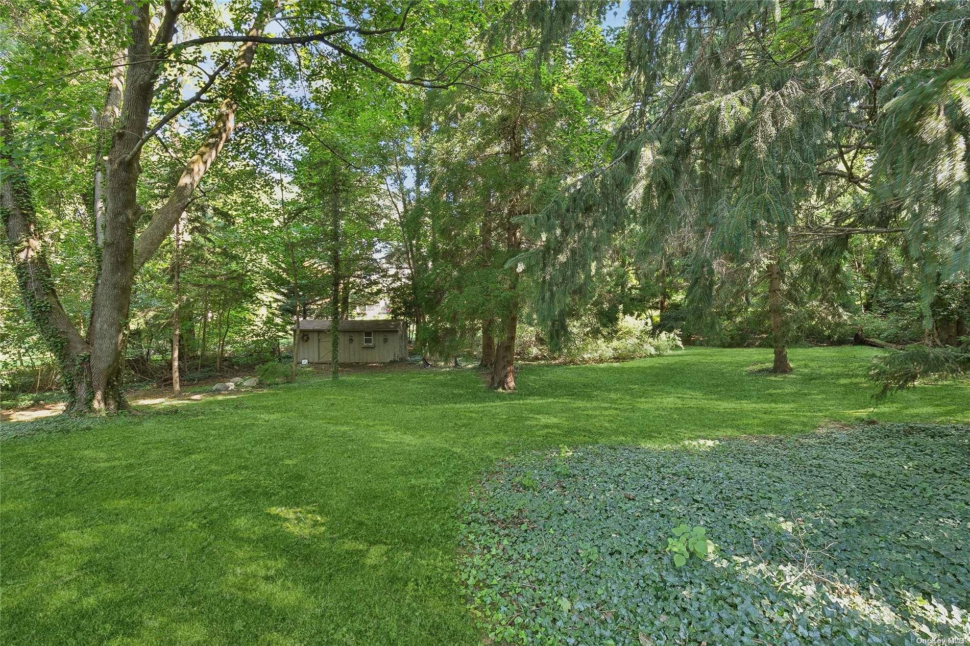 Single Family Pennington  Suffolk County, NY 11743, MLS-L3576166-23