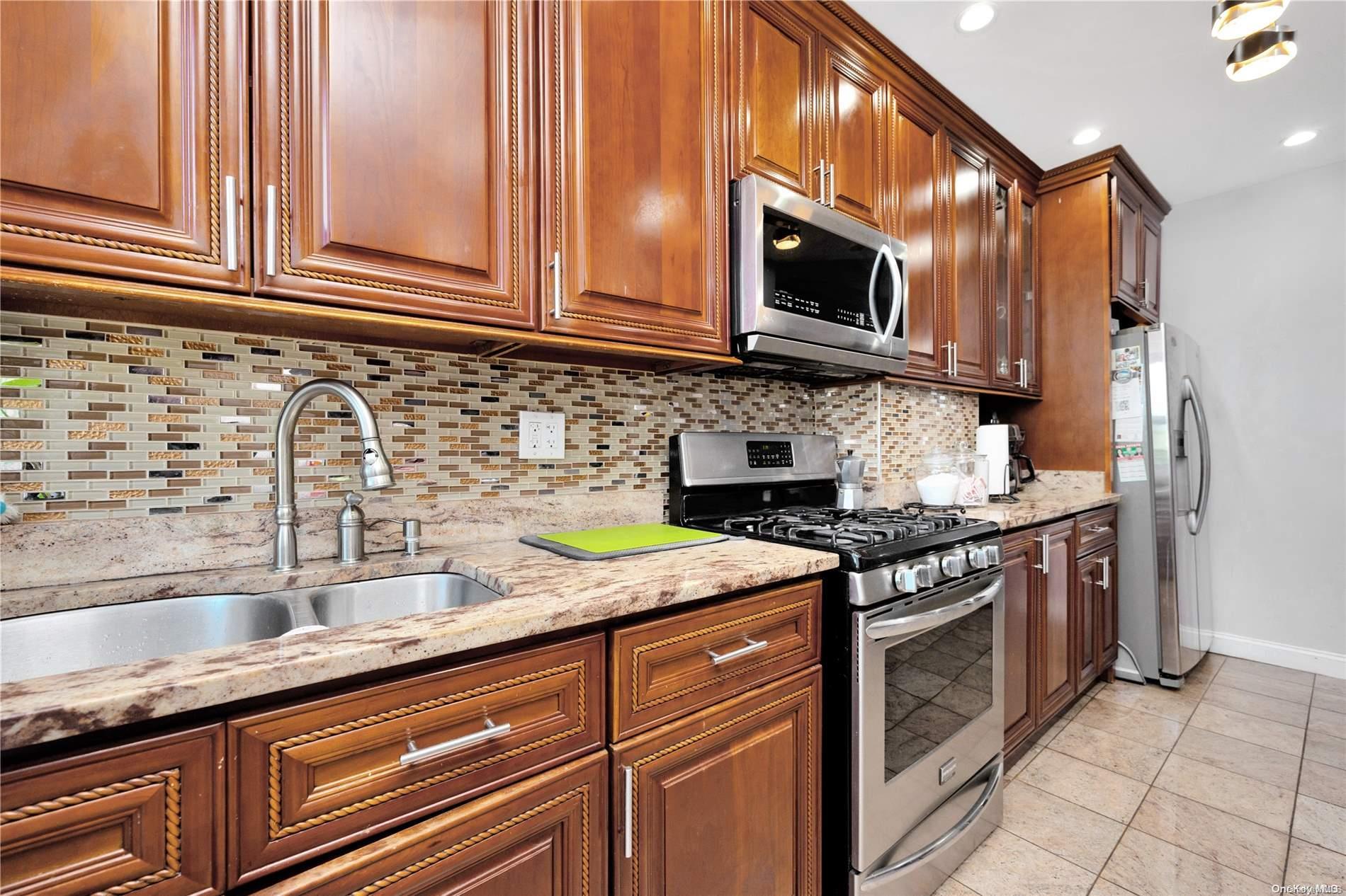 Single Family 89th  Queens, NY 11421, MLS-L3576313-10