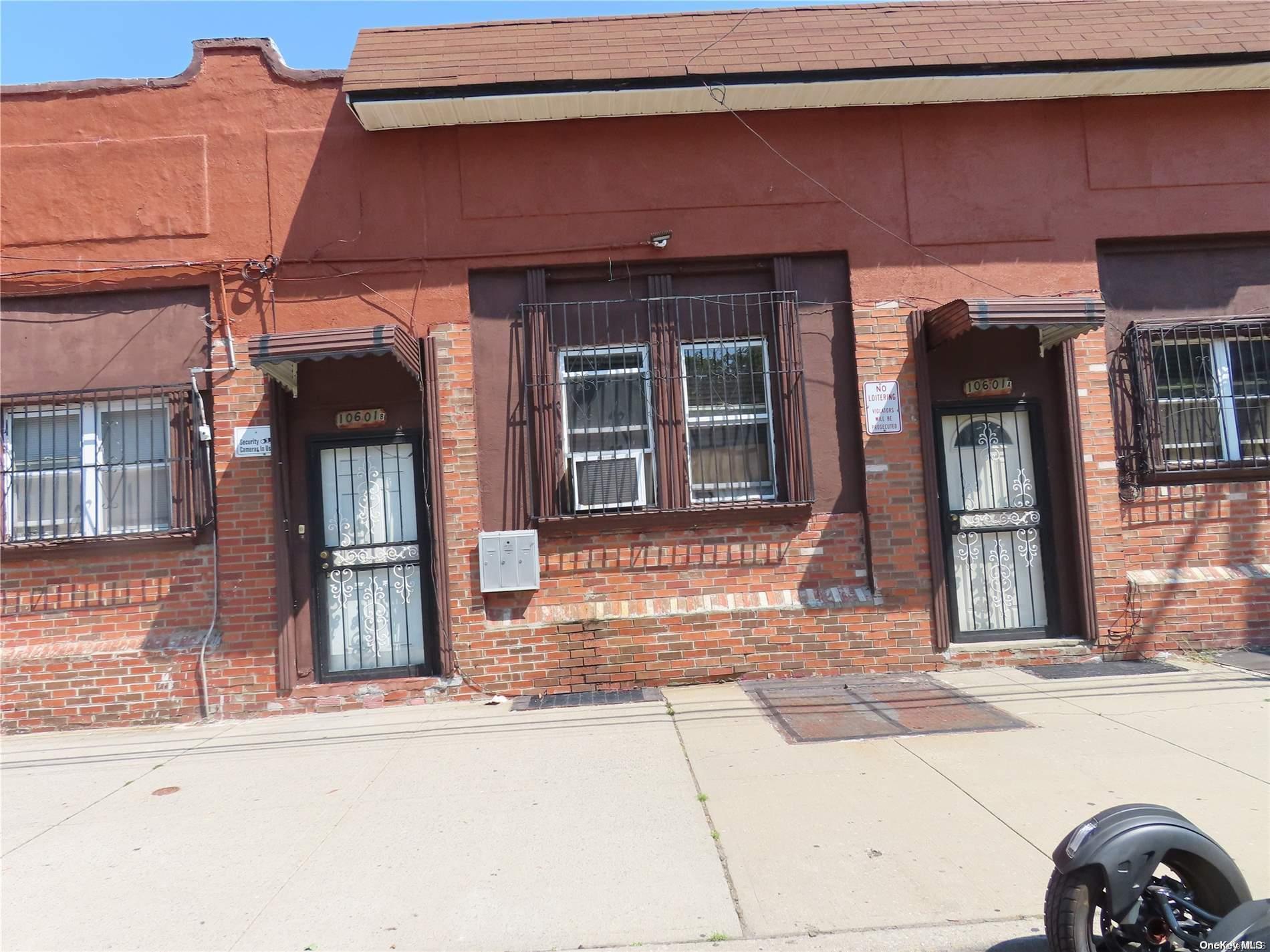 Single Family Liverpool  Queens, NY 11435, MLS-L3576571-2