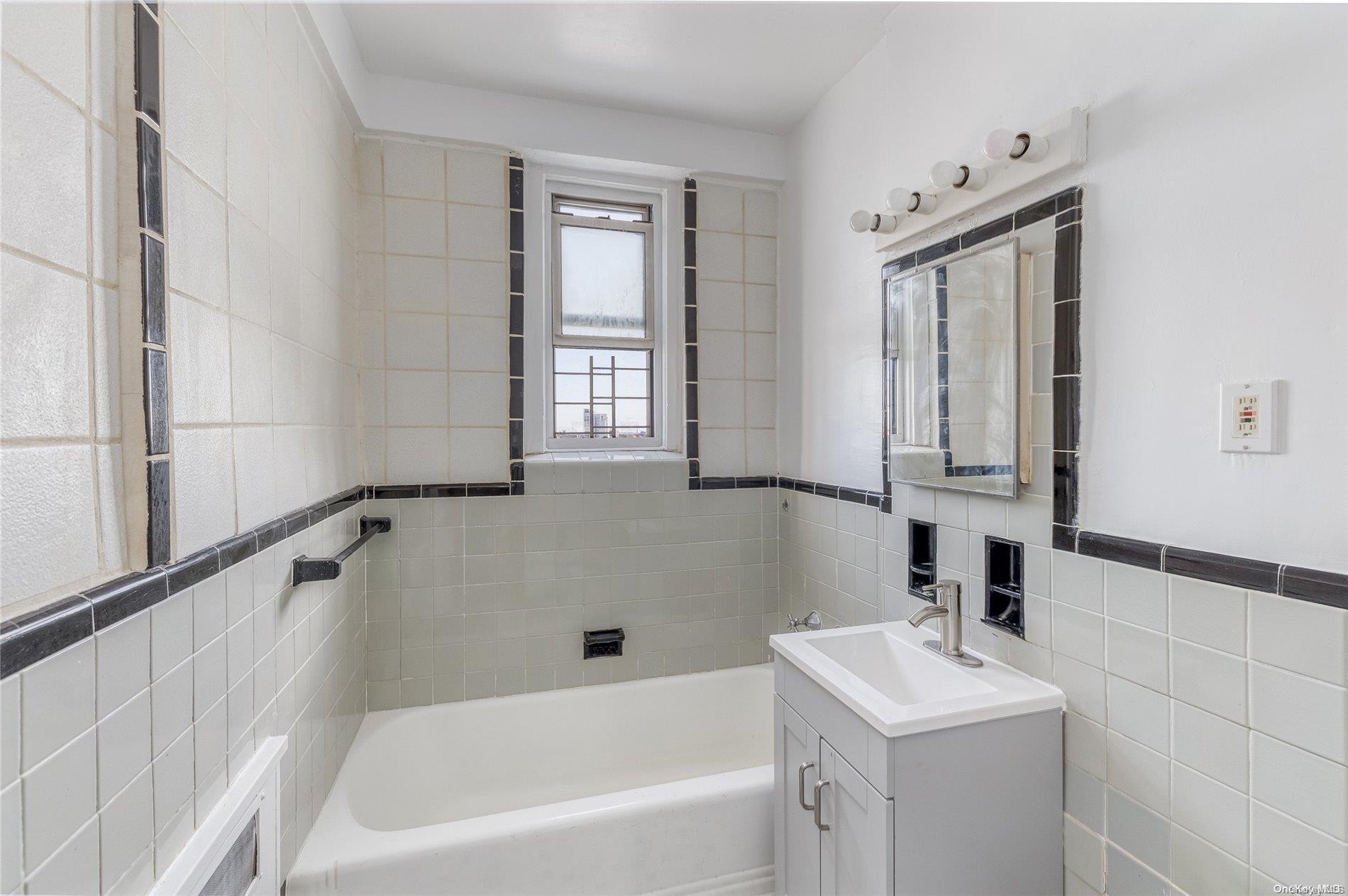 Coop Highland Blvd  Brooklyn, NY 11207, MLS-L3576606-6