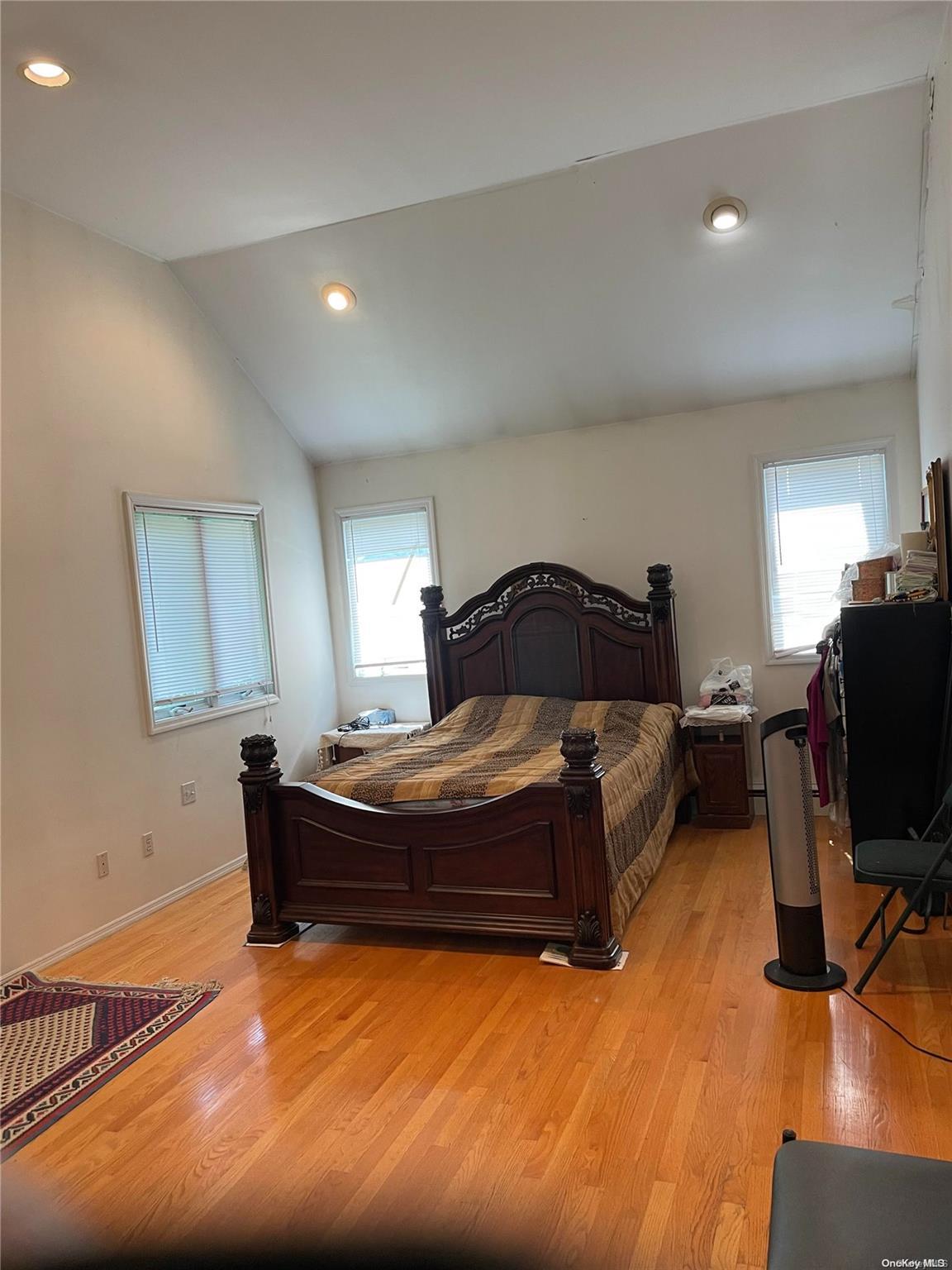 Single Family Devonshire  Nassau County, NY 11023, MLS-L3576788-6