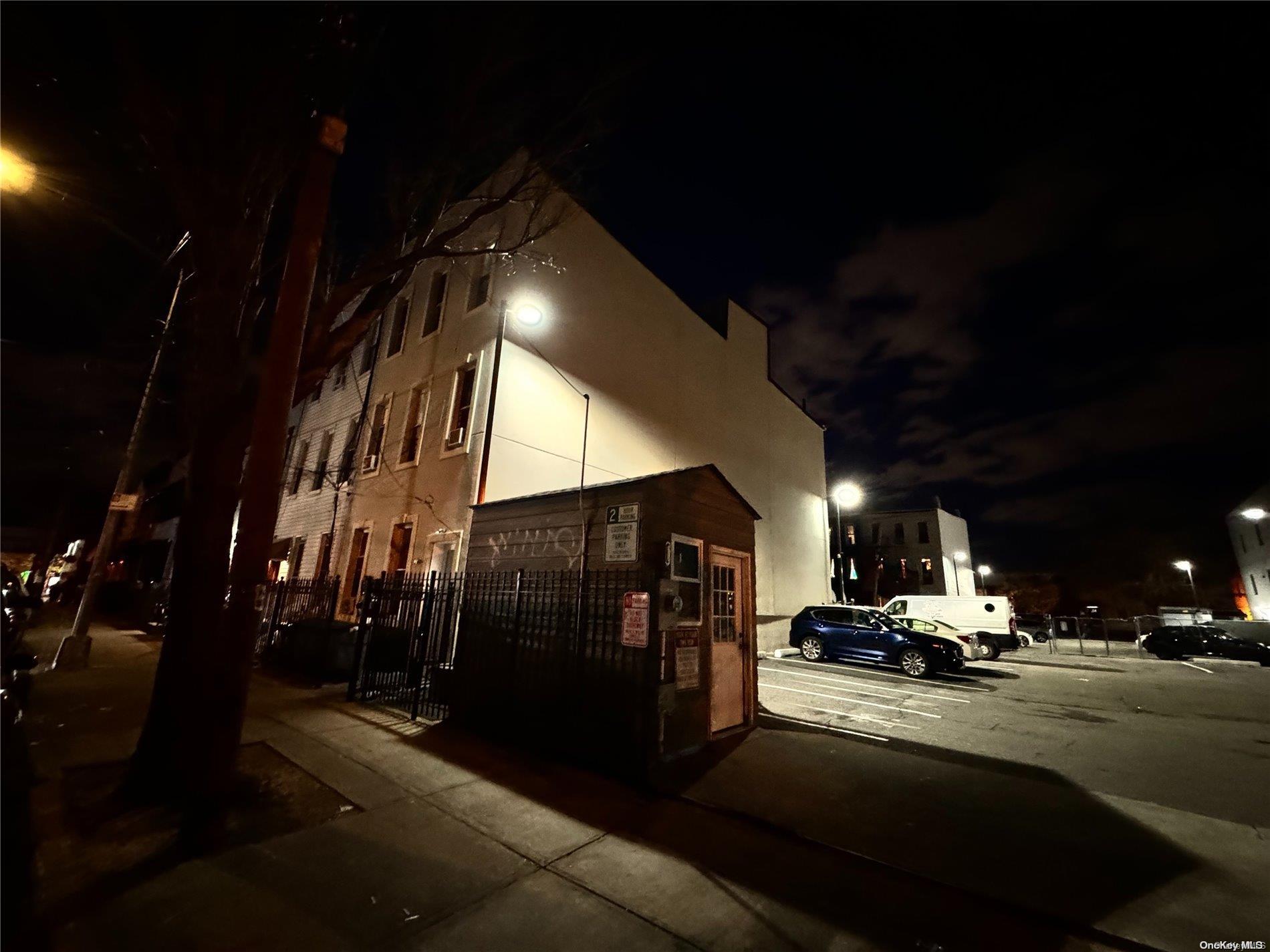 Single Family Jefferson  Queens, NY 11385, MLS-L3577080-12