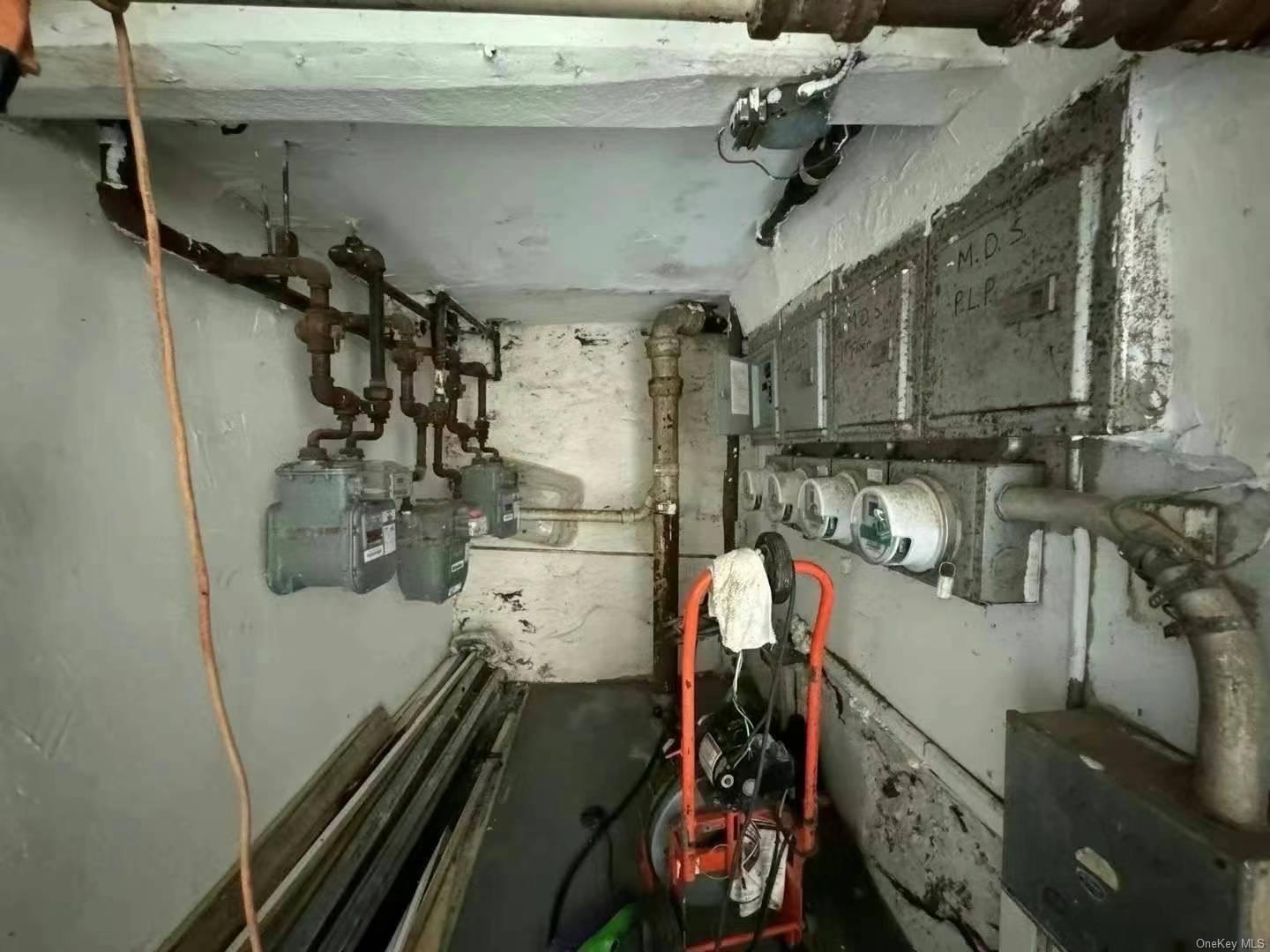 Single Family Jefferson  Queens, NY 11385, MLS-L3577080-4