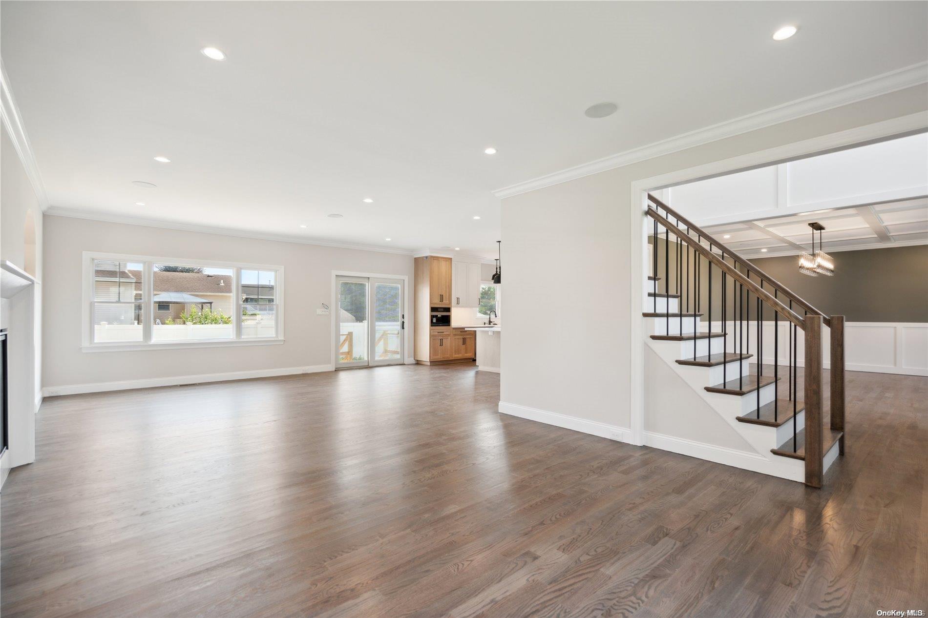 Single Family Ocean  Nassau County, NY 11758, MLS-L3577115-5