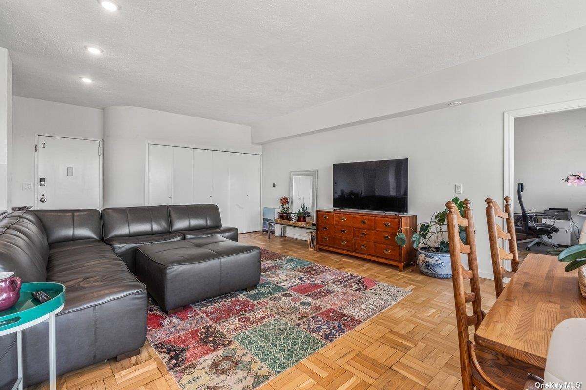 Coop Powells Cove  Queens, NY 11357, MLS-L3577162-7