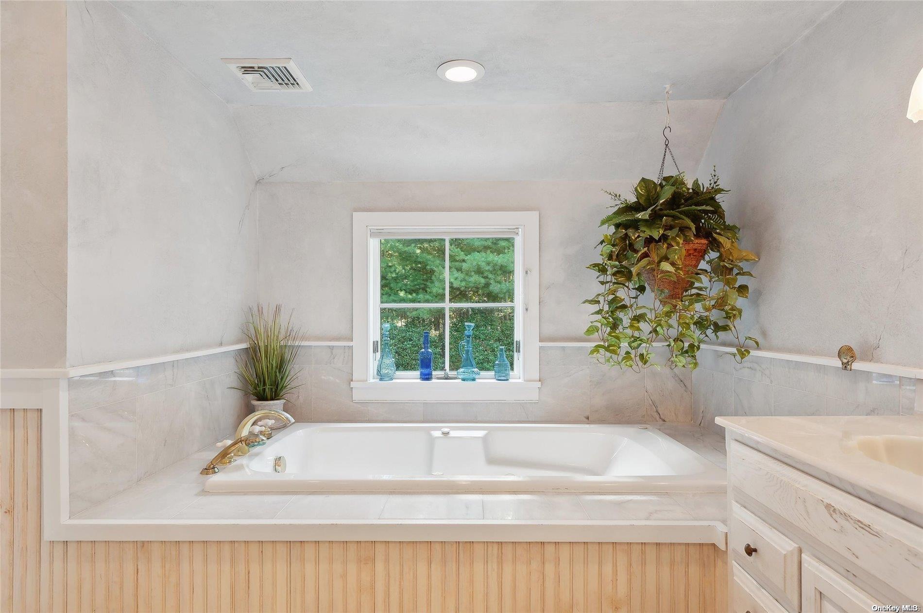 Single Family Ram Island  Suffolk County, NY 11964, MLS-L3577201-19