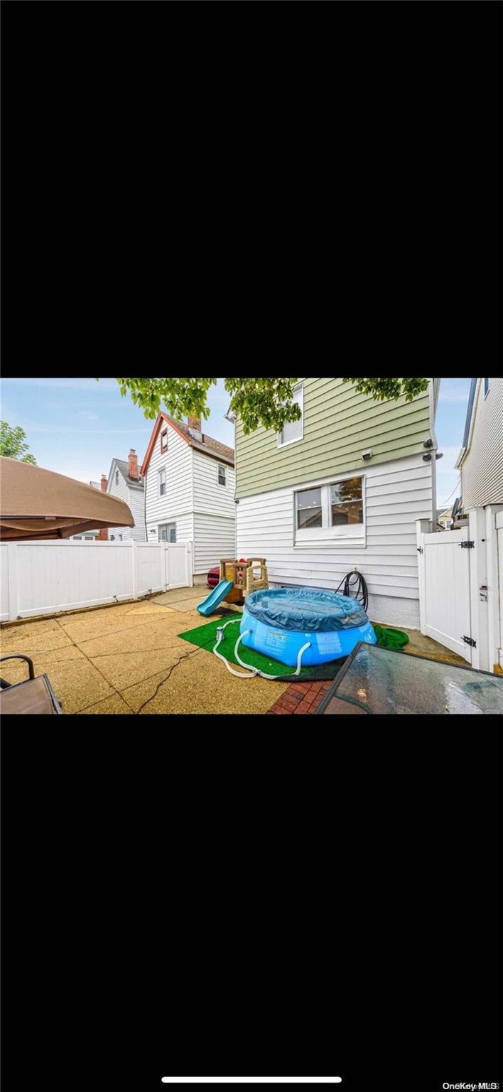 Single Family 247  Queens, NY 11426, MLS-L3577342-4
