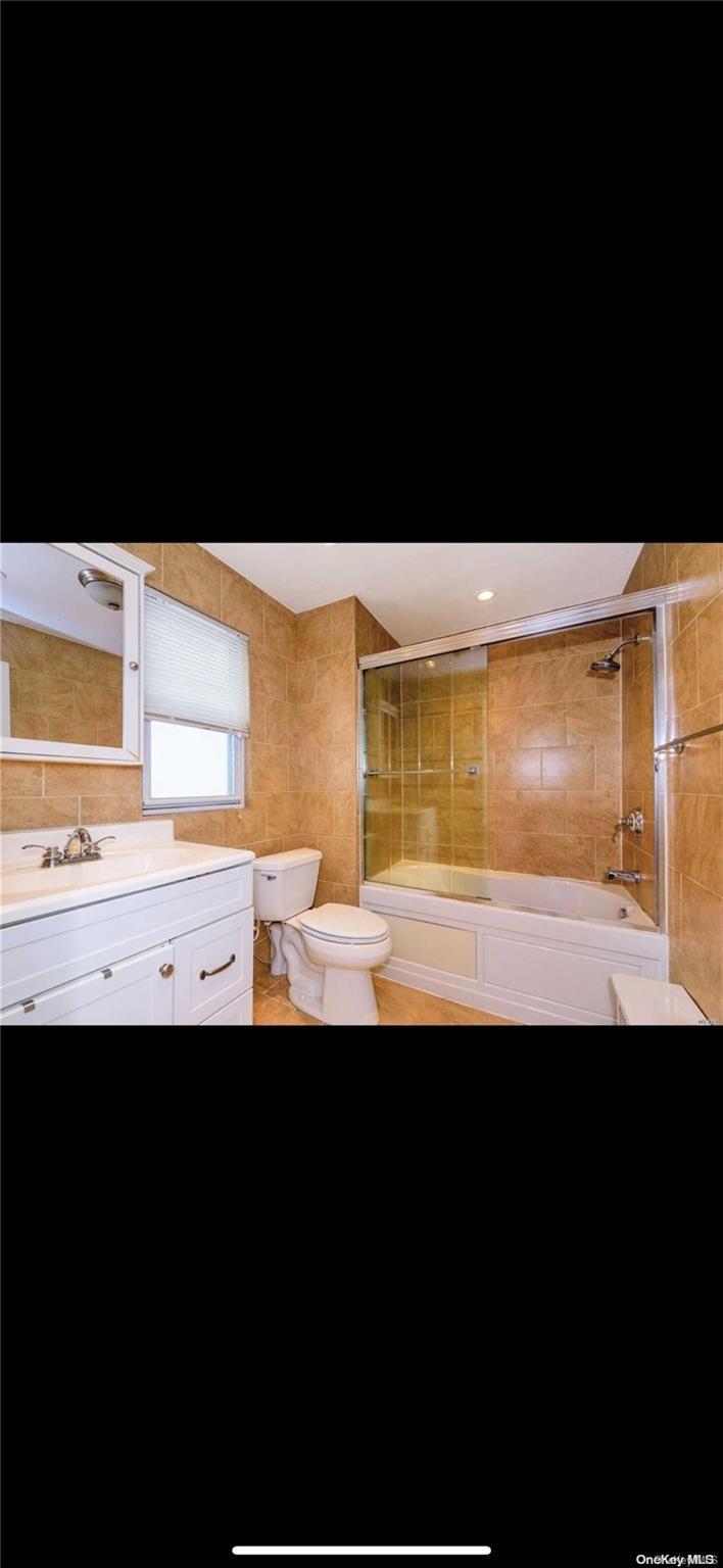 Single Family 247  Queens, NY 11426, MLS-L3577342-9
