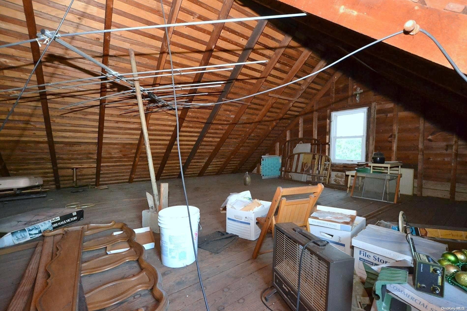 Single Family Ryerson  Suffolk County, NY 11949, MLS-L3577419-23