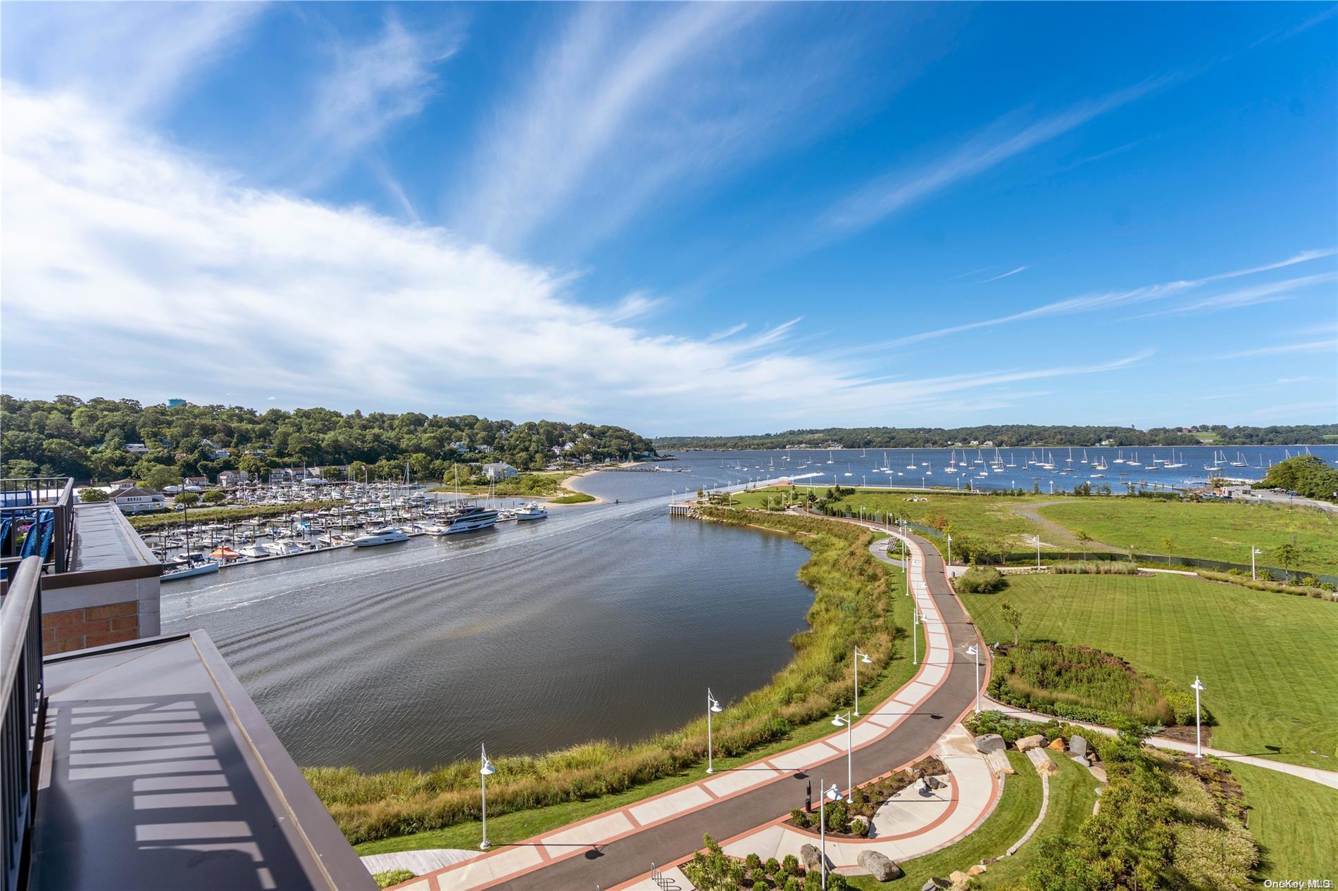 Condo Garvies Point  Nassau County, NY 11542, MLS-L3577526-24