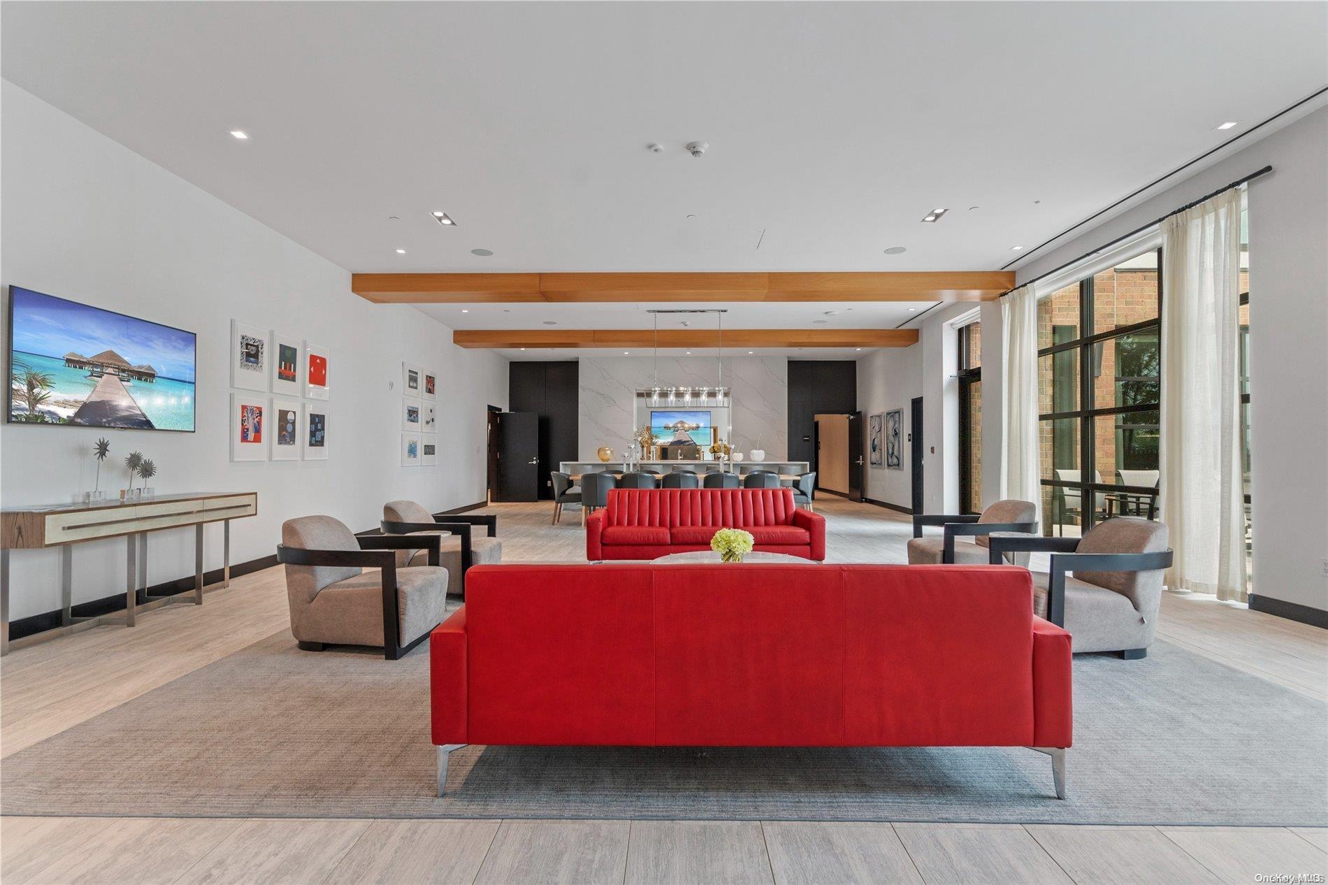 Condo Garvies Point  Nassau County, NY 11542, MLS-L3577526-28