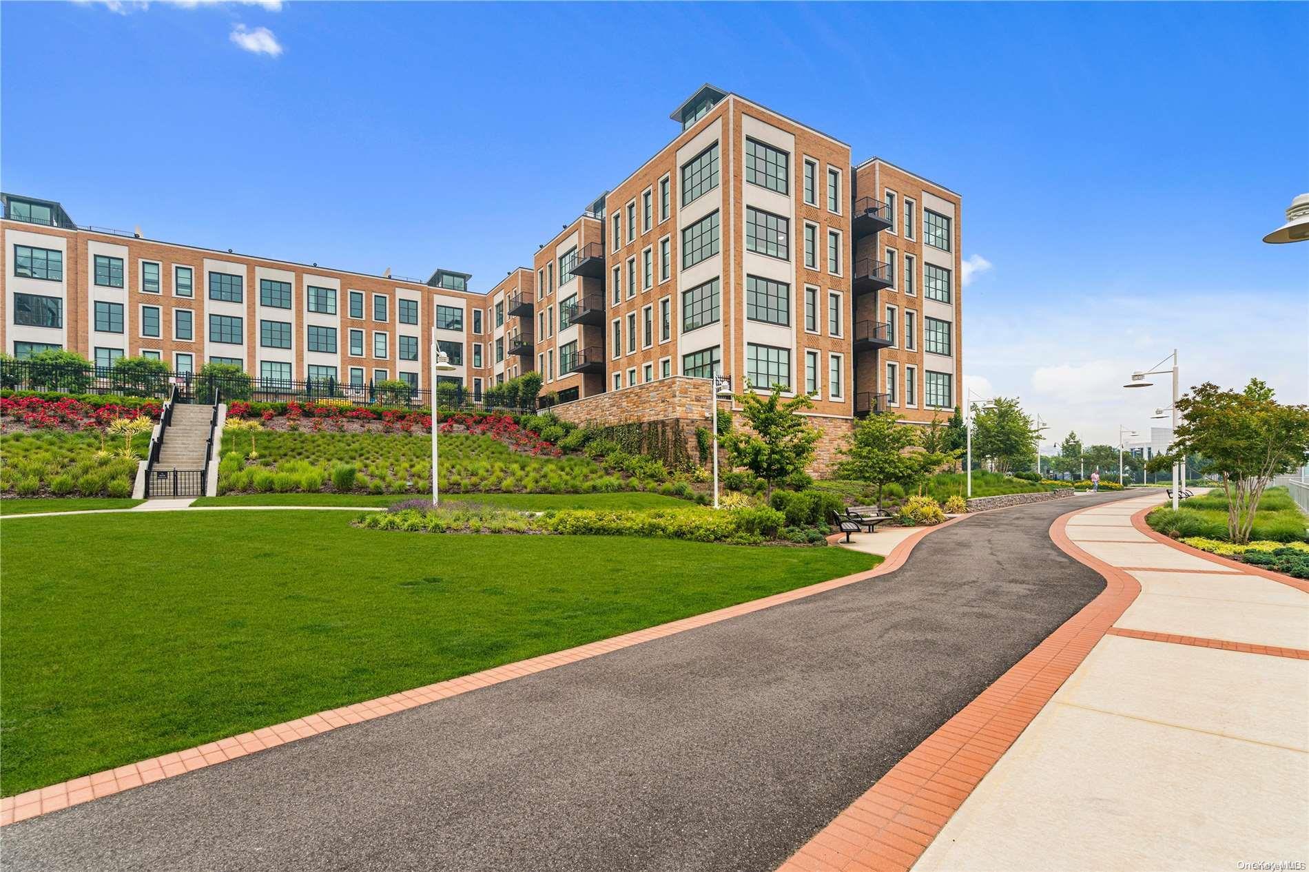 Condo Garvies Point  Nassau County, NY 11542, MLS-L3577526-35