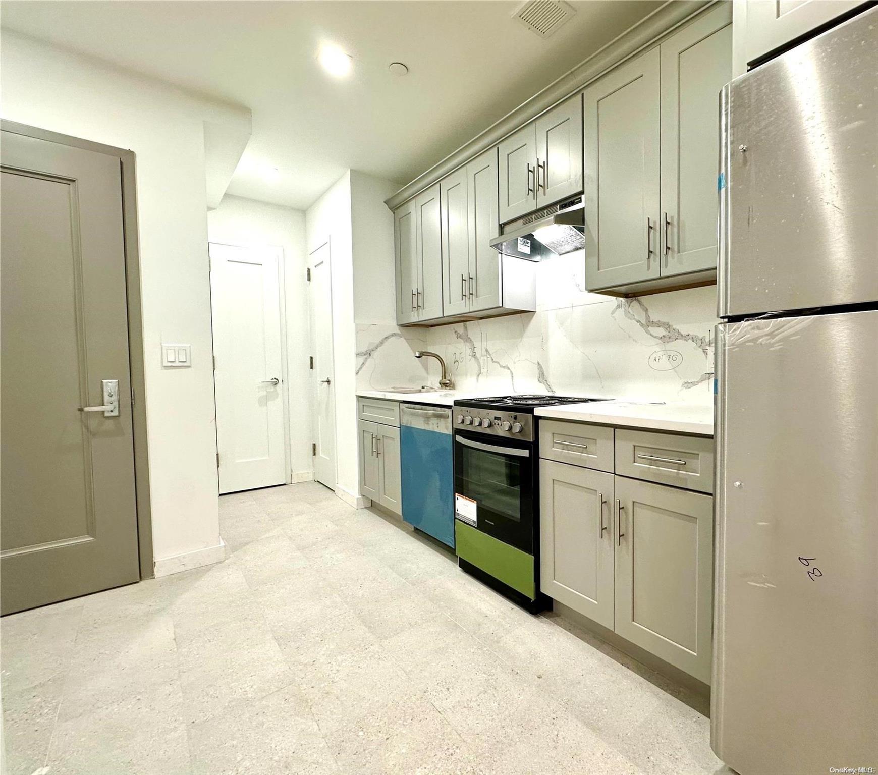 Apartment Graham  Brooklyn, NY 11211, MLS-L3577535-2
