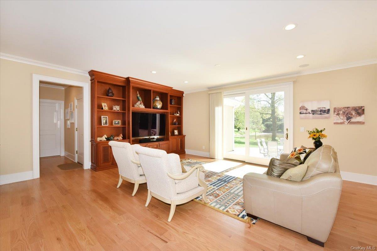 Single Family Overbrook  Nassau County, NY 11545, MLS-L3577621-18